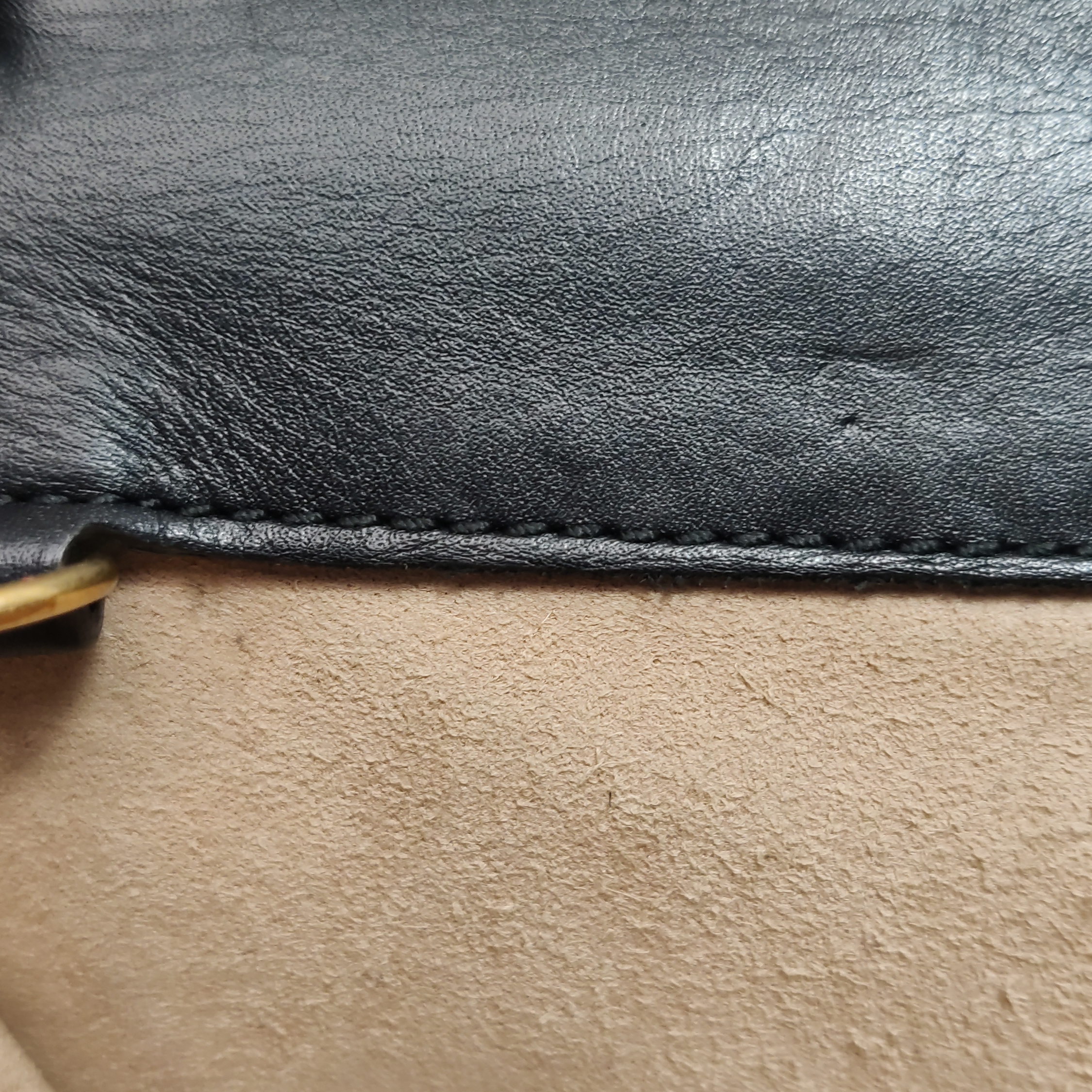 Gucci GG Marmont Chain Flap Bag Matelasse Leather Mini — photo 13 of 14