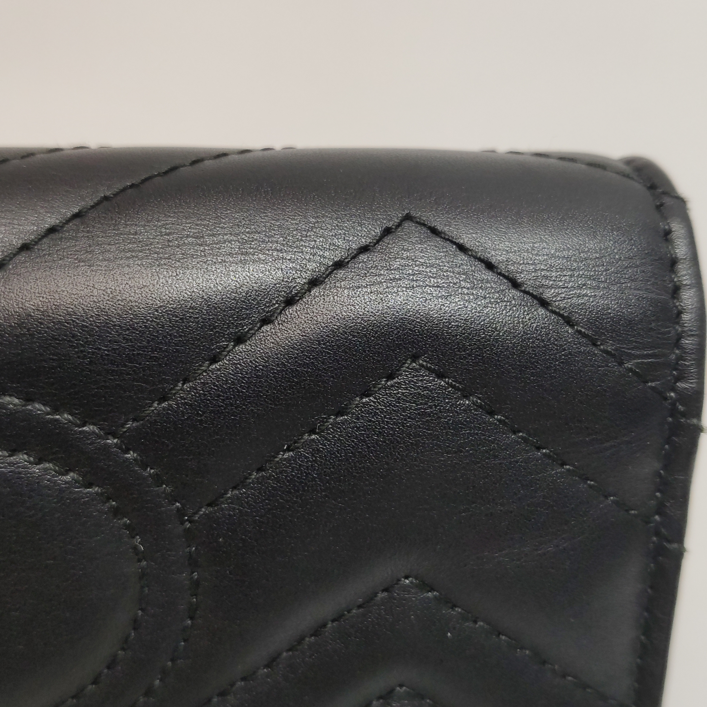 Gucci GG Marmont Chain Flap Bag Matelasse Leather Mini — photo 8 of 14