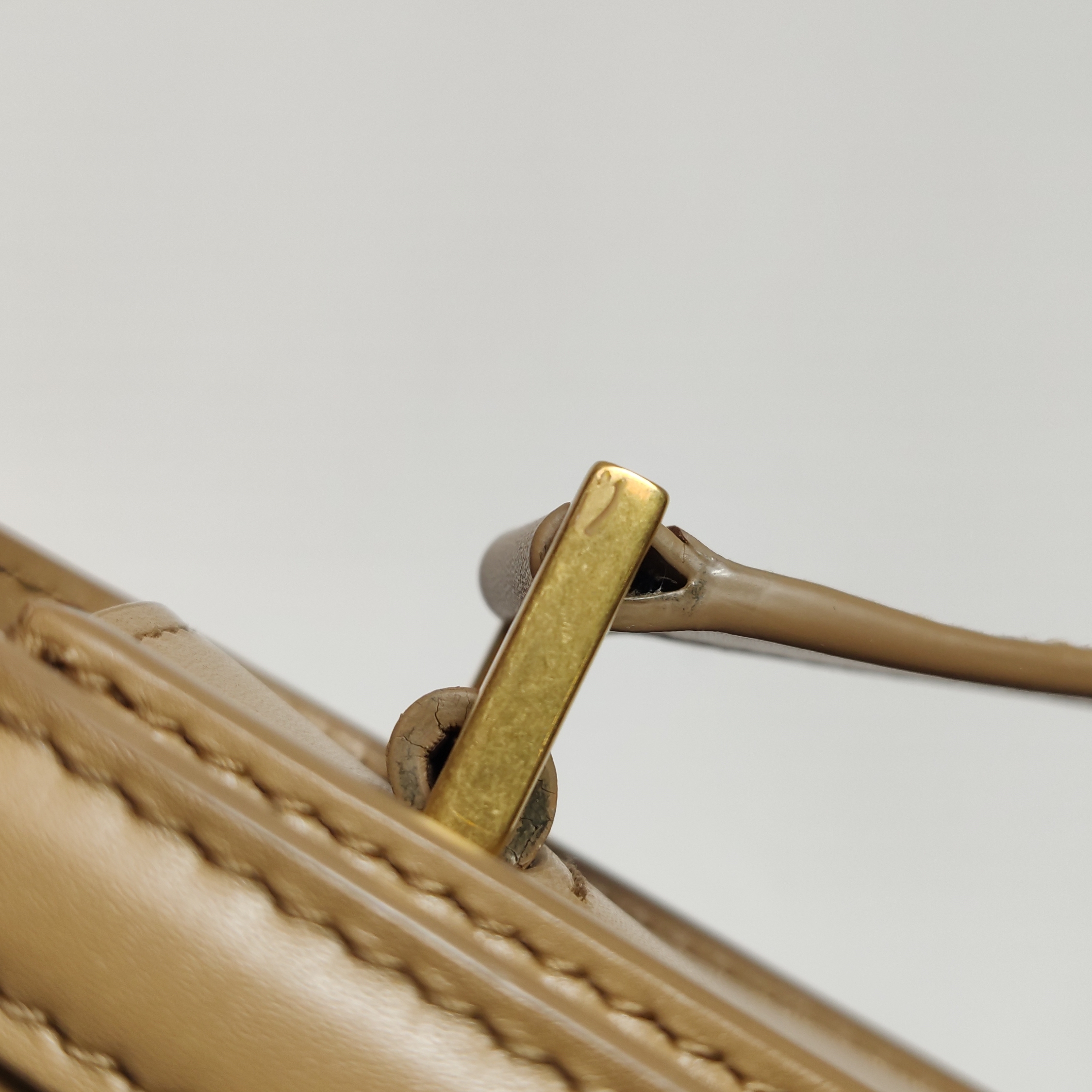 Saint Laurent(YSL) Solferino Bag Leather Medium — photo 15 of 16