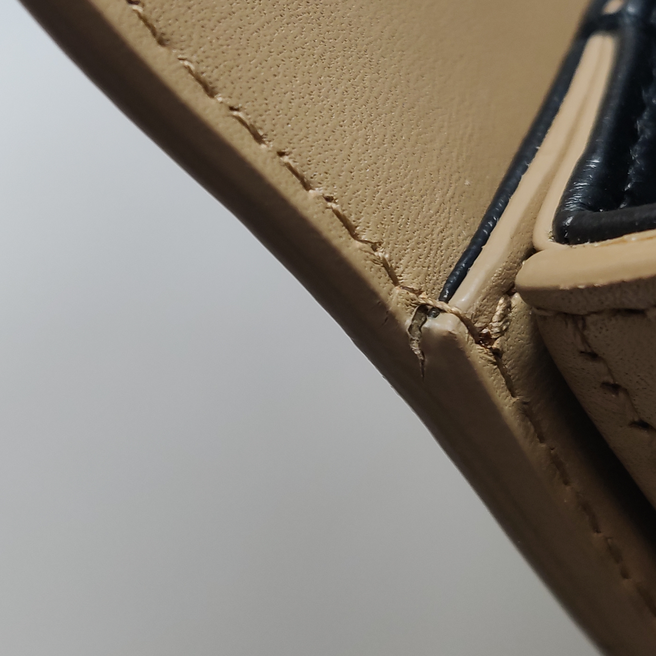 Saint Laurent(YSL) Solferino Bag Leather Medium — photo 13 of 16
