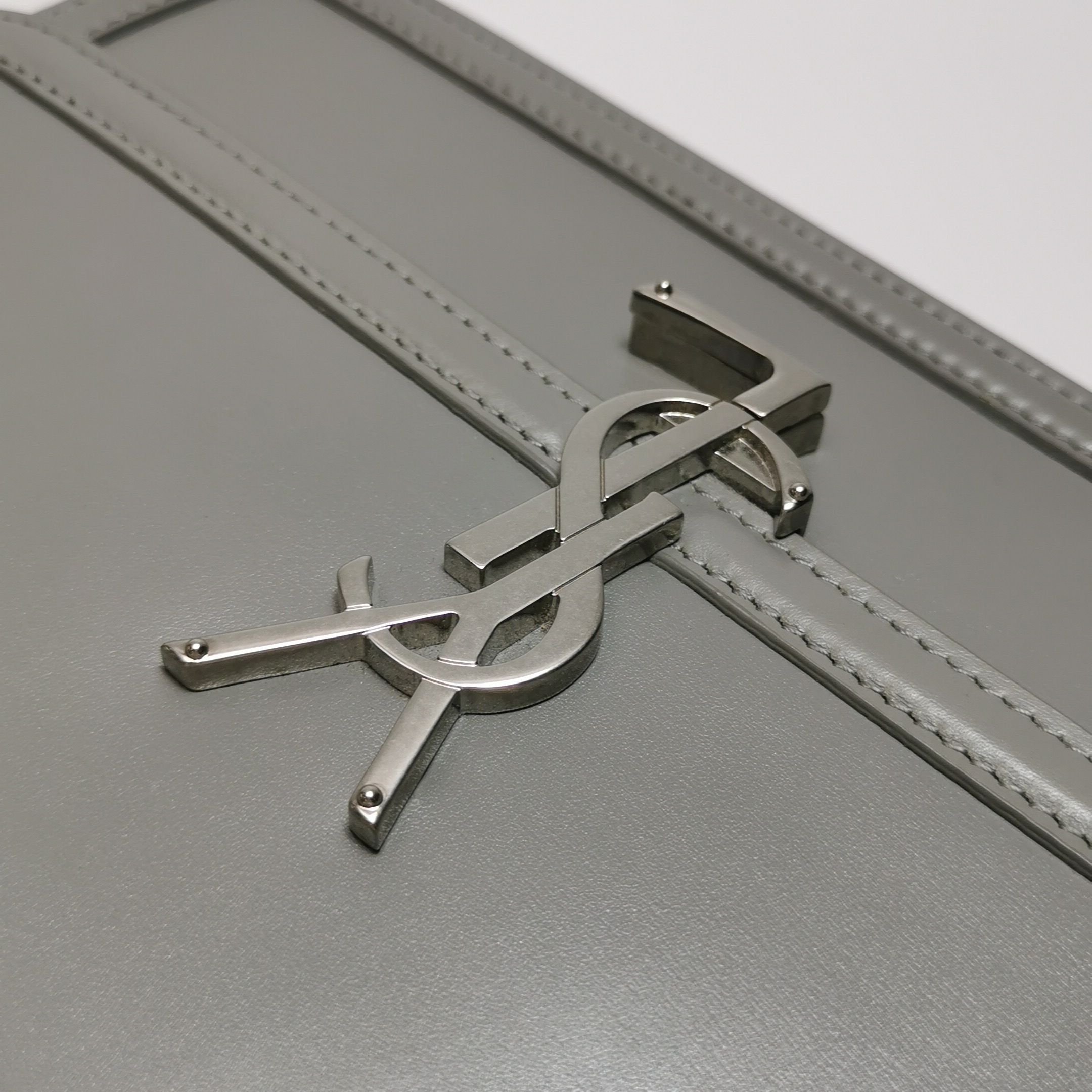 Saint Laurent(YSL) Solferino Bag Leather Medium — photo 10 of 18