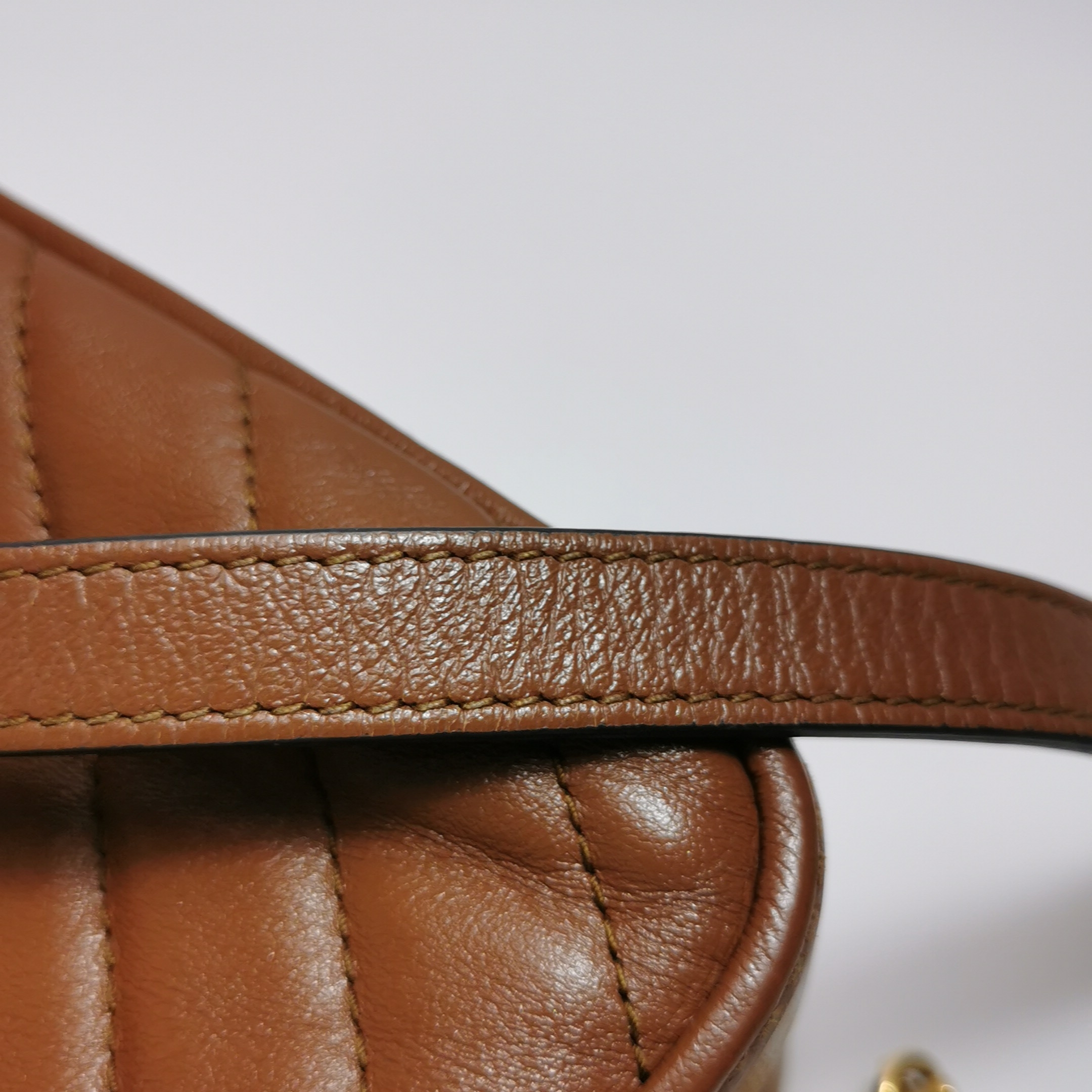 Gucci GG Marmont Top Handle Flap Bag Matelasse Leather Mini — photo 14 of 17