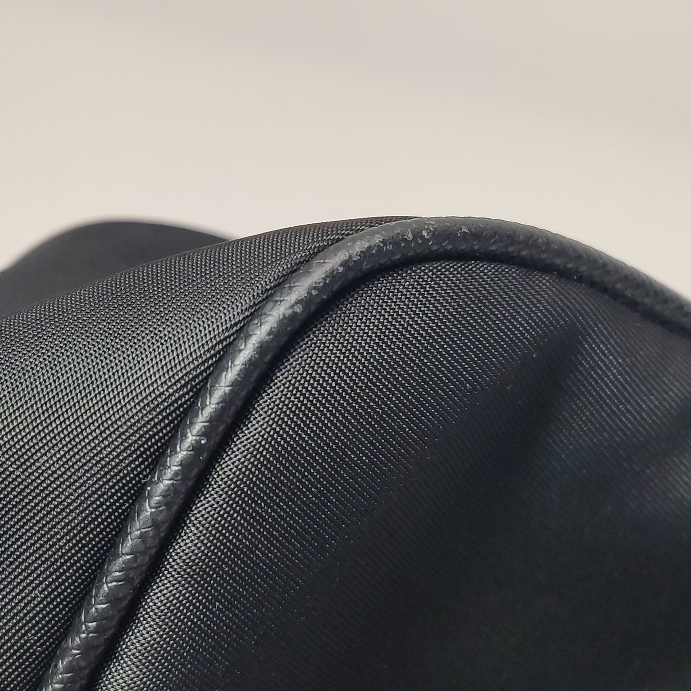 Prada Re-Edition 2005 Shoulder Bag Tessuto — photo 11 of 15