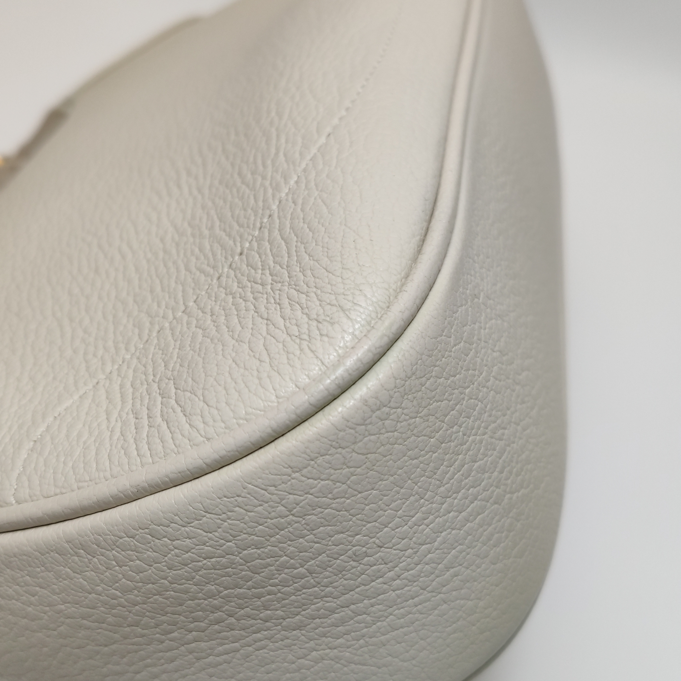 Gucci Aphrodite Zip Shoulder Bag Leather Small — photo 9 of 15