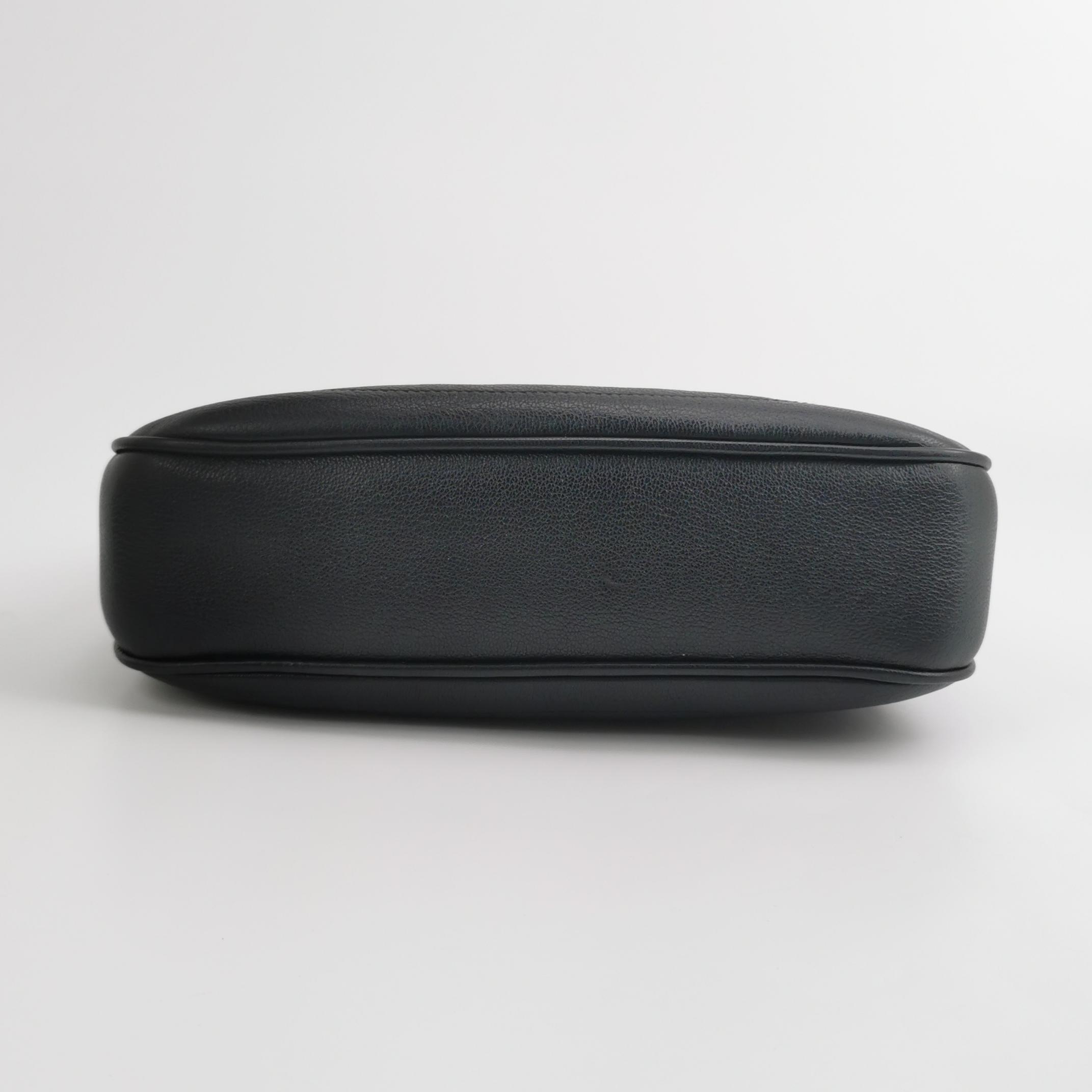 Gucci Aphrodite Zip Shoulder Bag Leather Small — photo 6 of 18