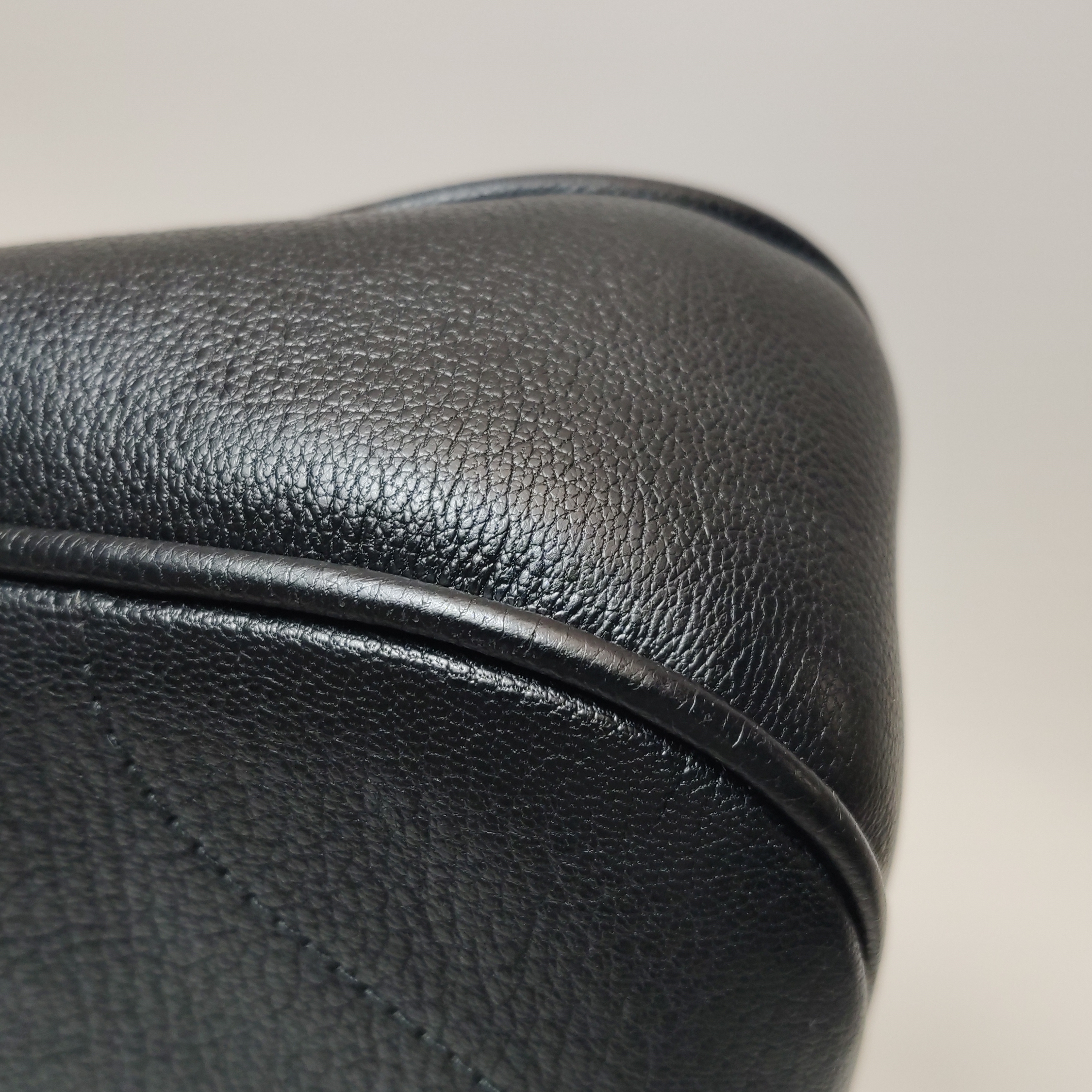 Gucci Aphrodite Zip Shoulder Bag Leather Small — photo 13 of 18