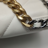 Chanel 19 Wallet on Chain Quilted Goatskin — thumbnail 14