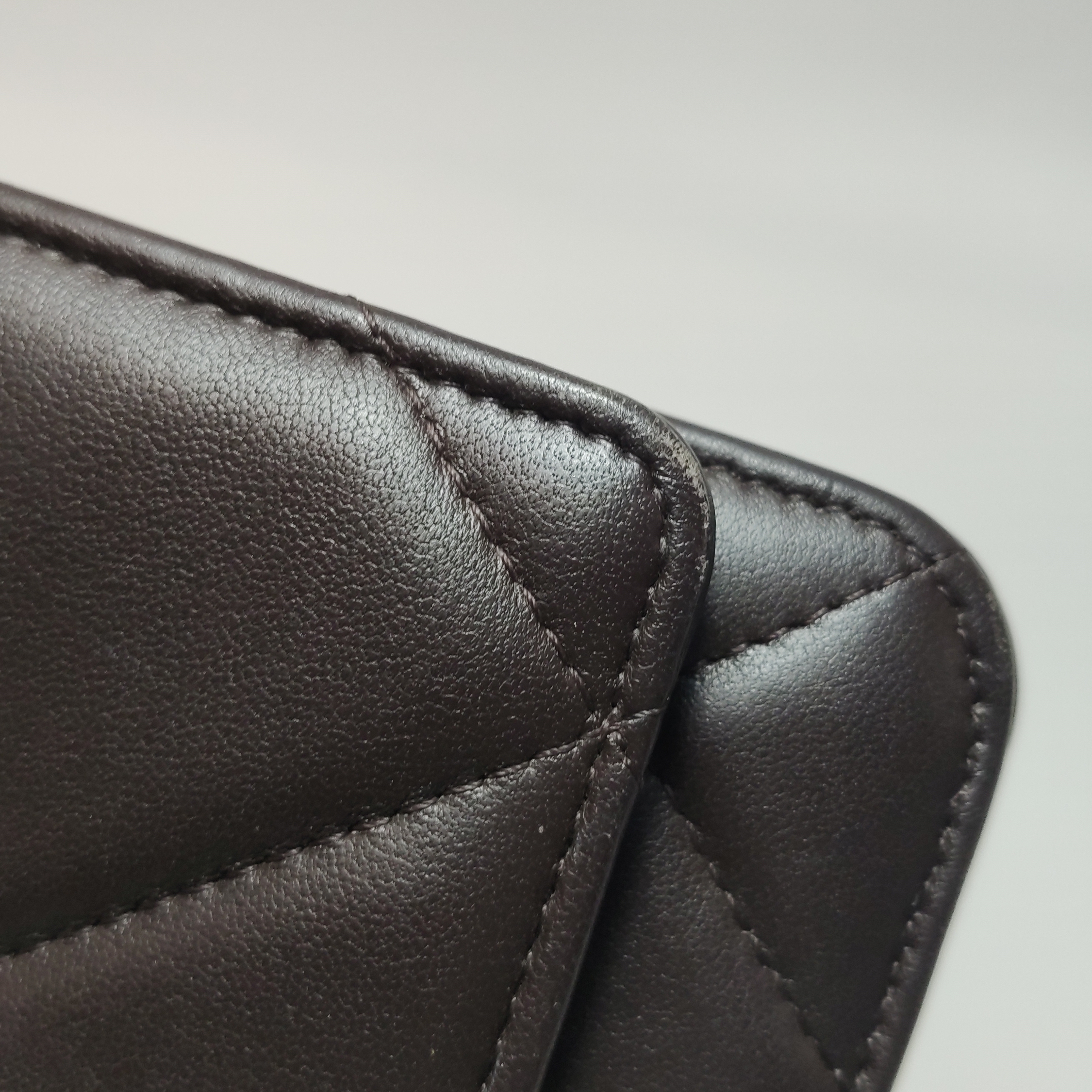 Chanel 19 Wallet on Chain Quilted Goatskin — photo 11 of 13