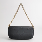 Louis Vuitton(LV) Ivy Wallet on Chain Monogram Empreinte Giant — thumbnail 5