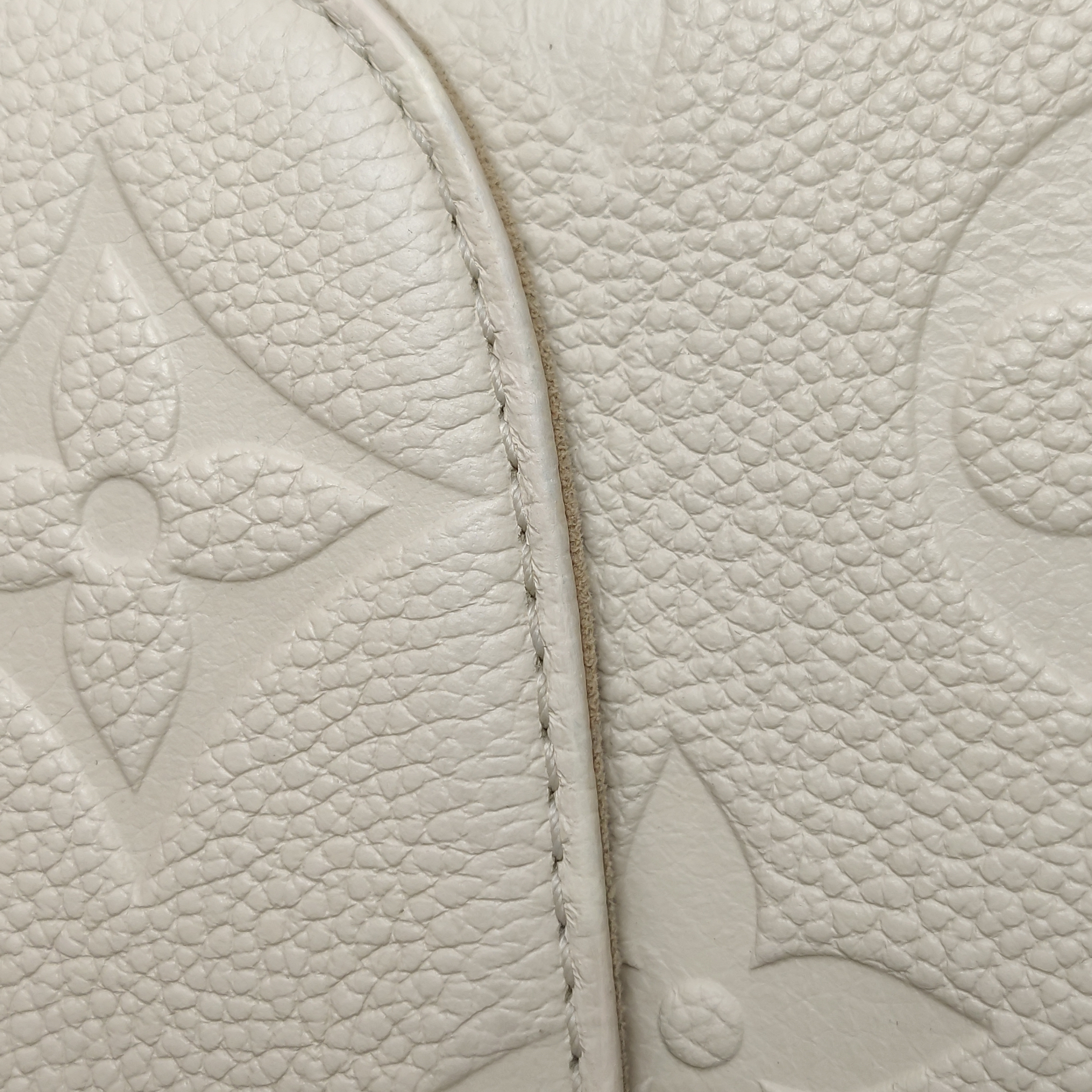 Louis Vuitton(LV) Ivy Wallet on Chain Monogram Empreinte Giant — photo 11 of 15