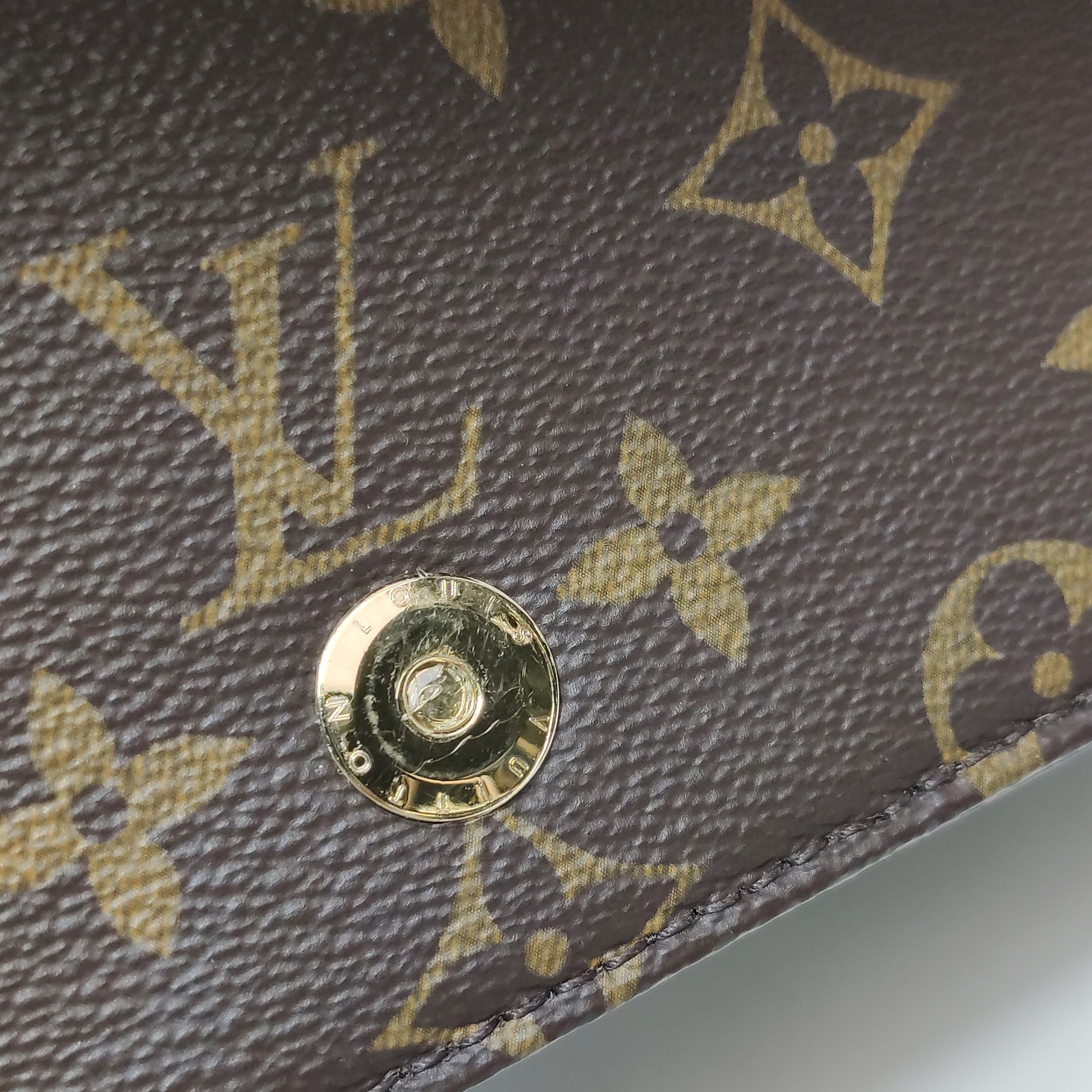 Louis Vuitton(LV) Lily Wallet on Chain Monogram Canvas — photo 10 of 15