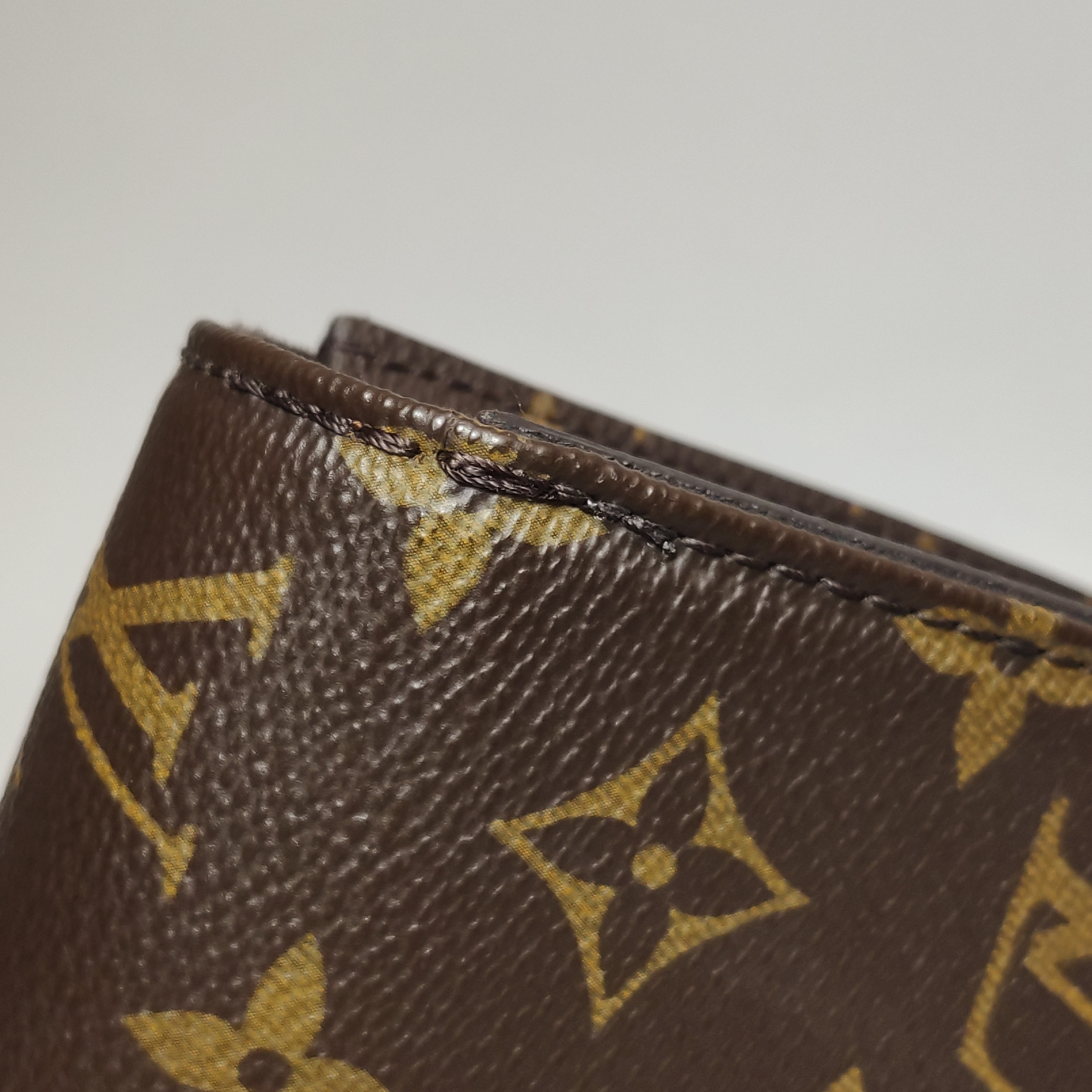 Louis Vuitton(LV) Lily Wallet on Chain Monogram Canvas — photo 13 of 15