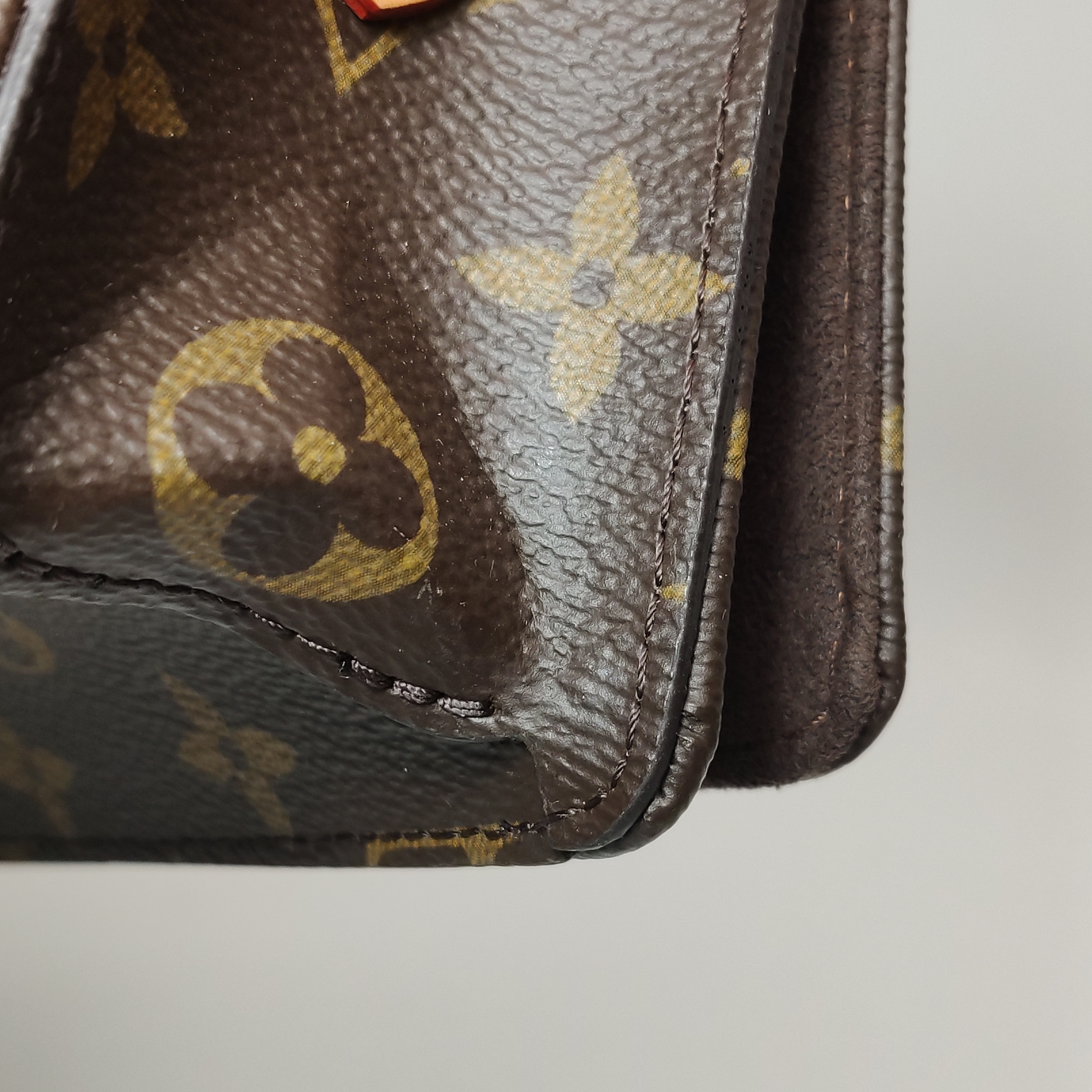 Louis Vuitton(LV) Lily Wallet on Chain Monogram Canvas — photo 14 of 15