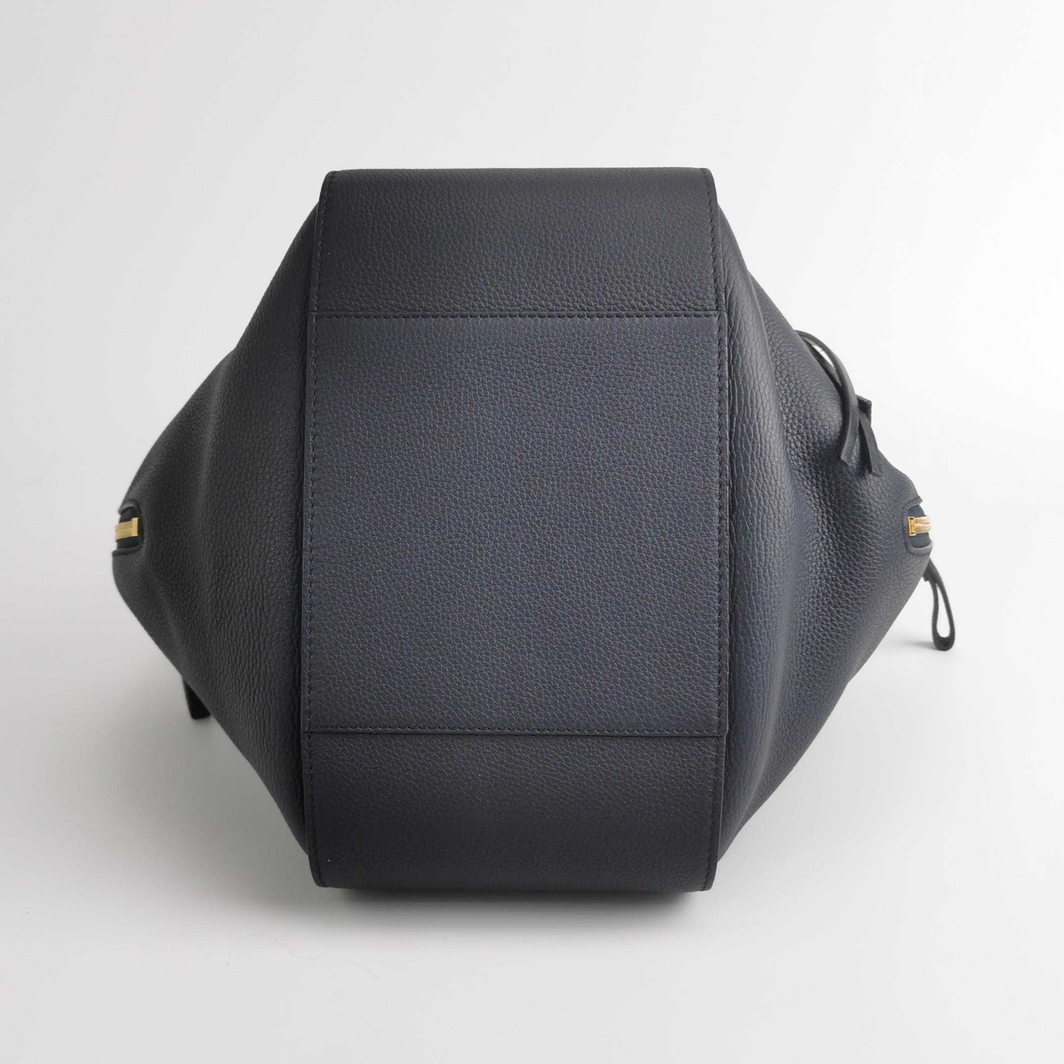 Loewe Hammock Bag Leather Small — photo 6 of 14