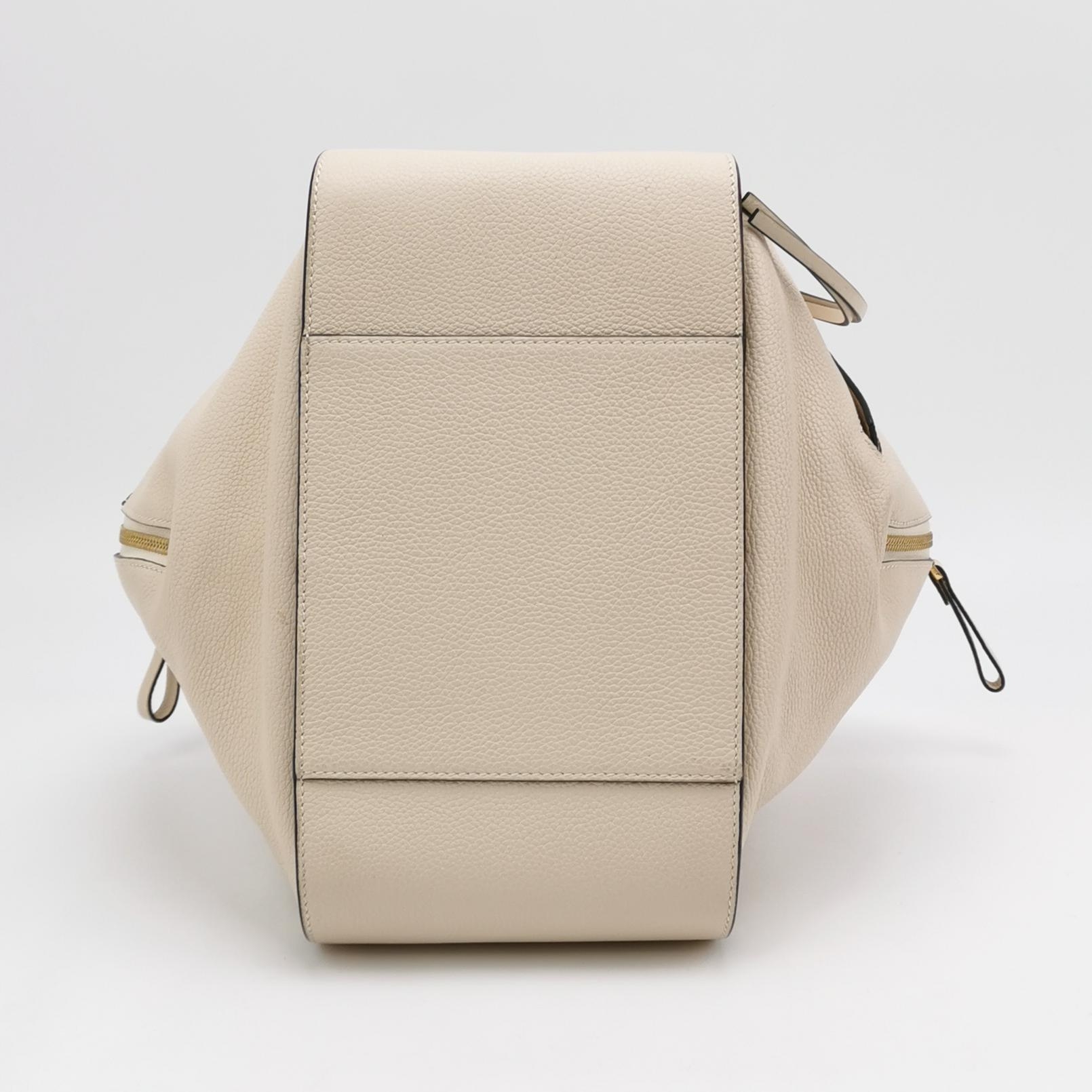 Loewe Hammock Bag Leather Small — photo 6 of 15