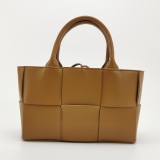 Bottega Veneta Arco Tote Maxi Intrecciato Leather Candy — thumbnail 6