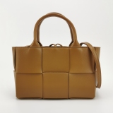 Bottega Veneta Arco Tote Maxi Intrecciato Leather Candy — thumbnail 5
