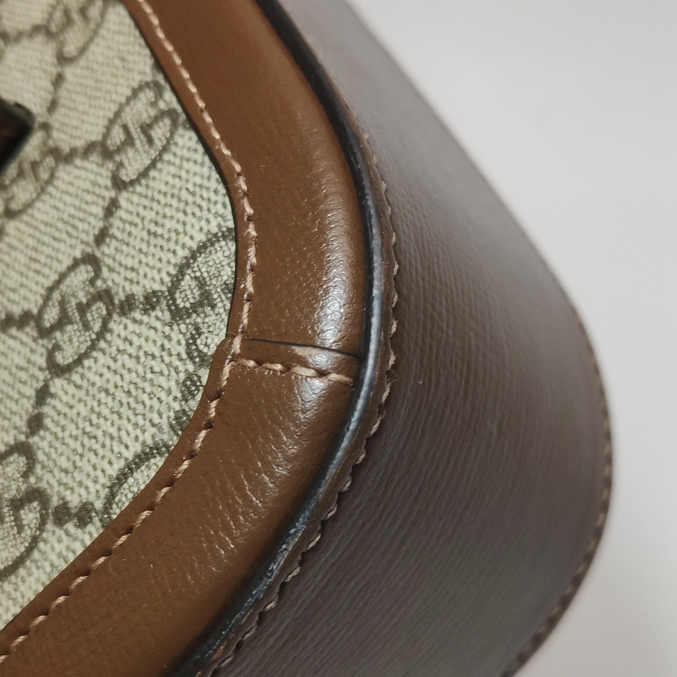 Gucci Horsebit 1955 Shoulder Bag GG Coated Canvas with Leather East West — photo 9 of 15