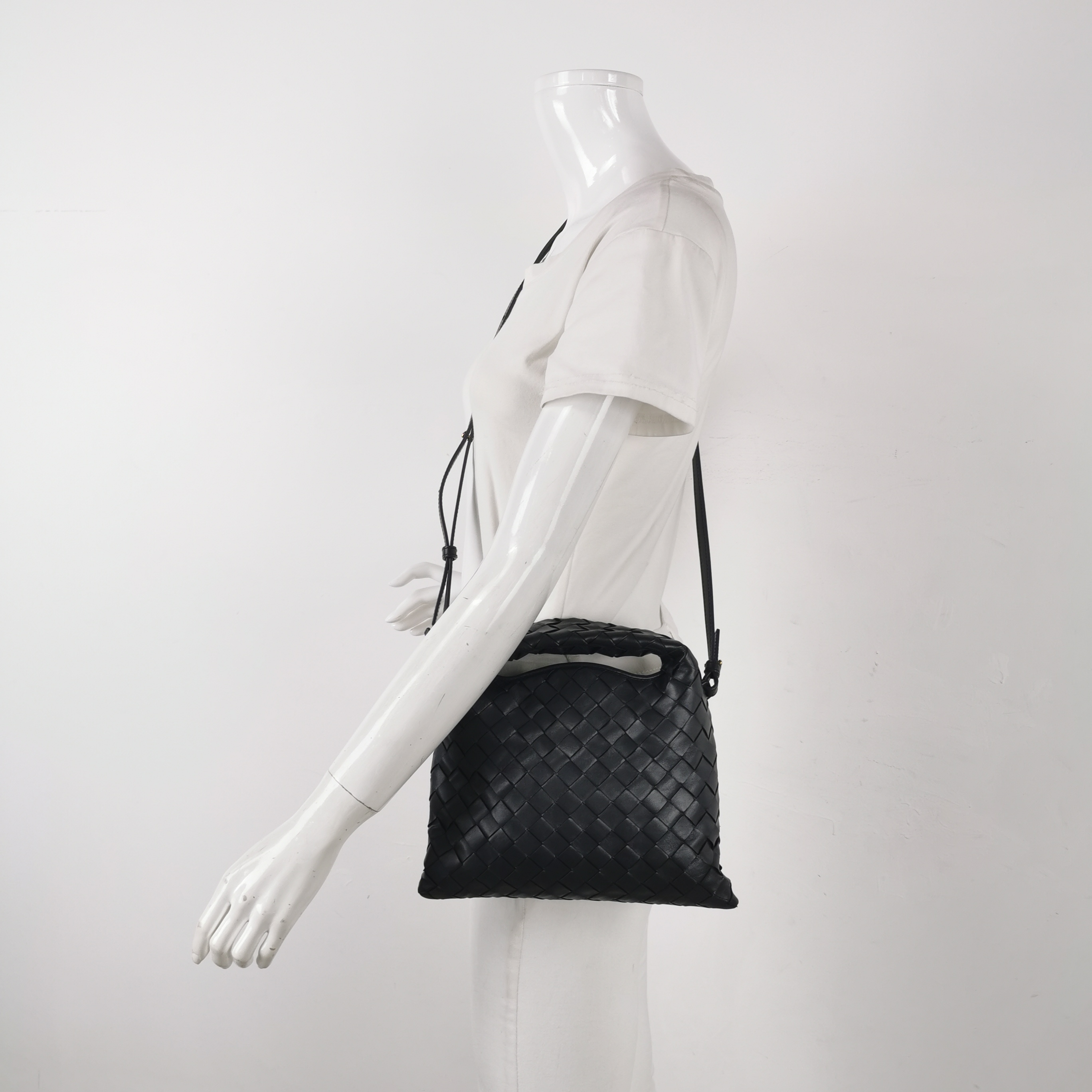 Bottega Veneta Hop Hobo Intrecciato Leather Mini — alternate view