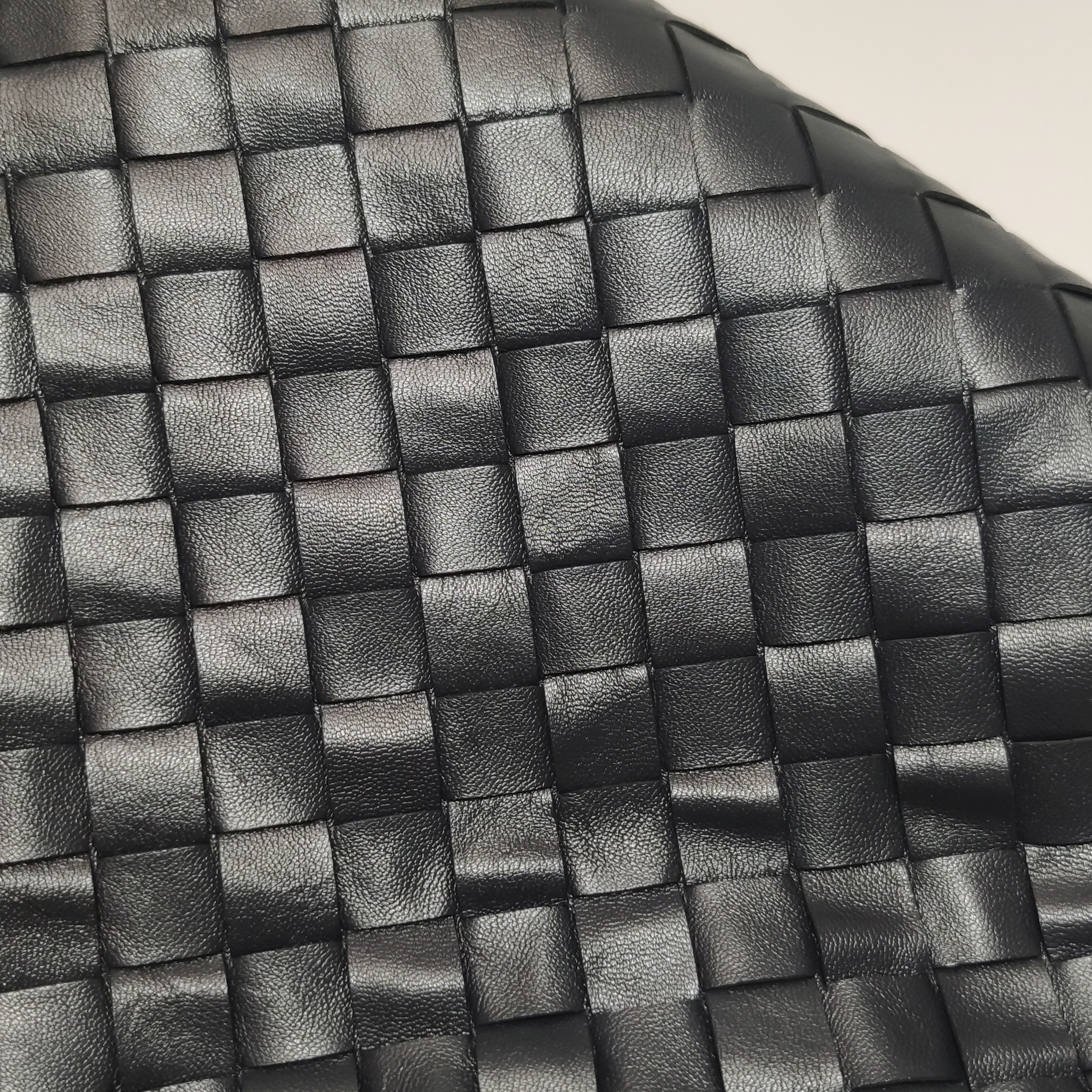 Bottega Veneta Hop Hobo Intrecciato Leather Mini — photo 9 of 12