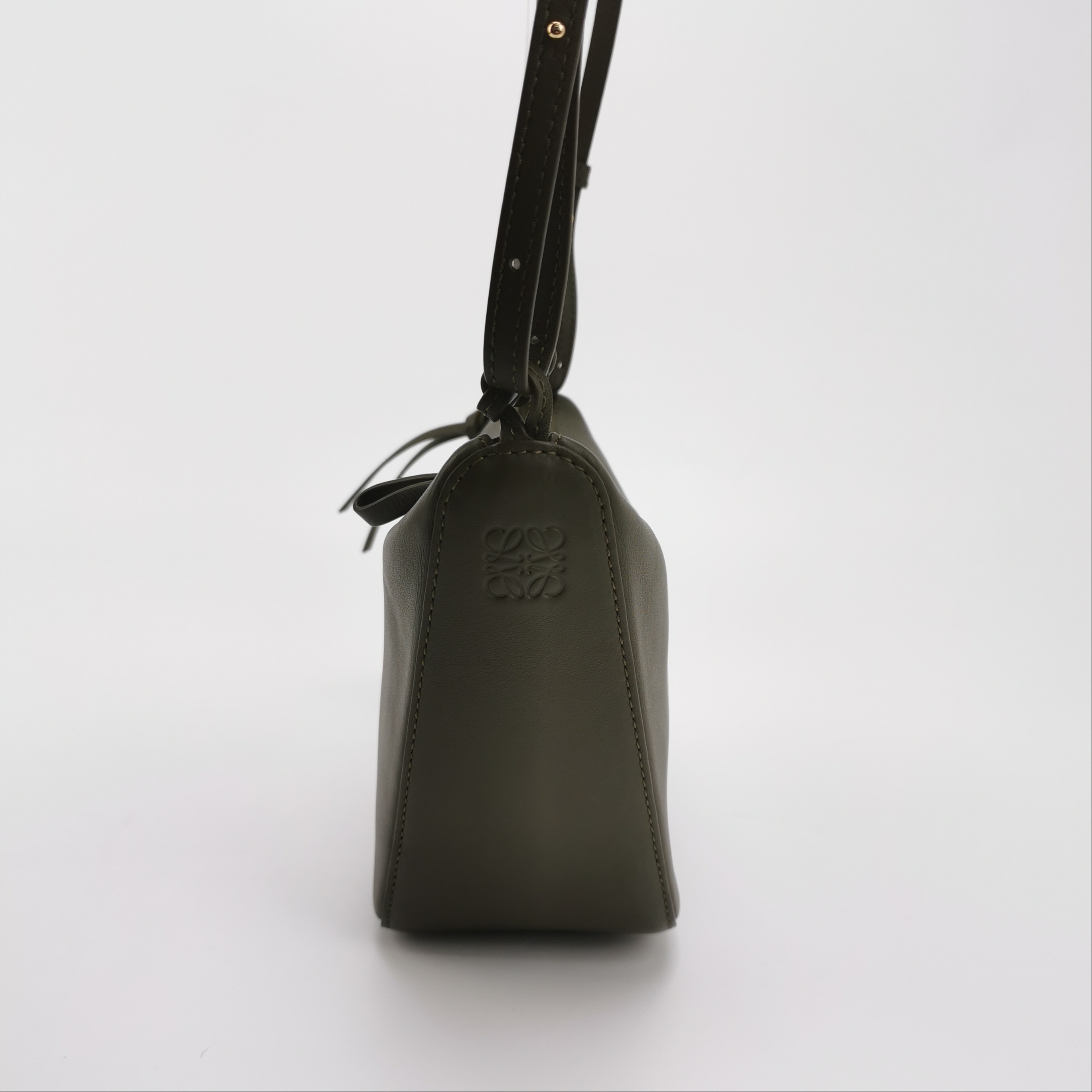 Loewe Hammock Hobo Leather Mini — photo 3 of 12