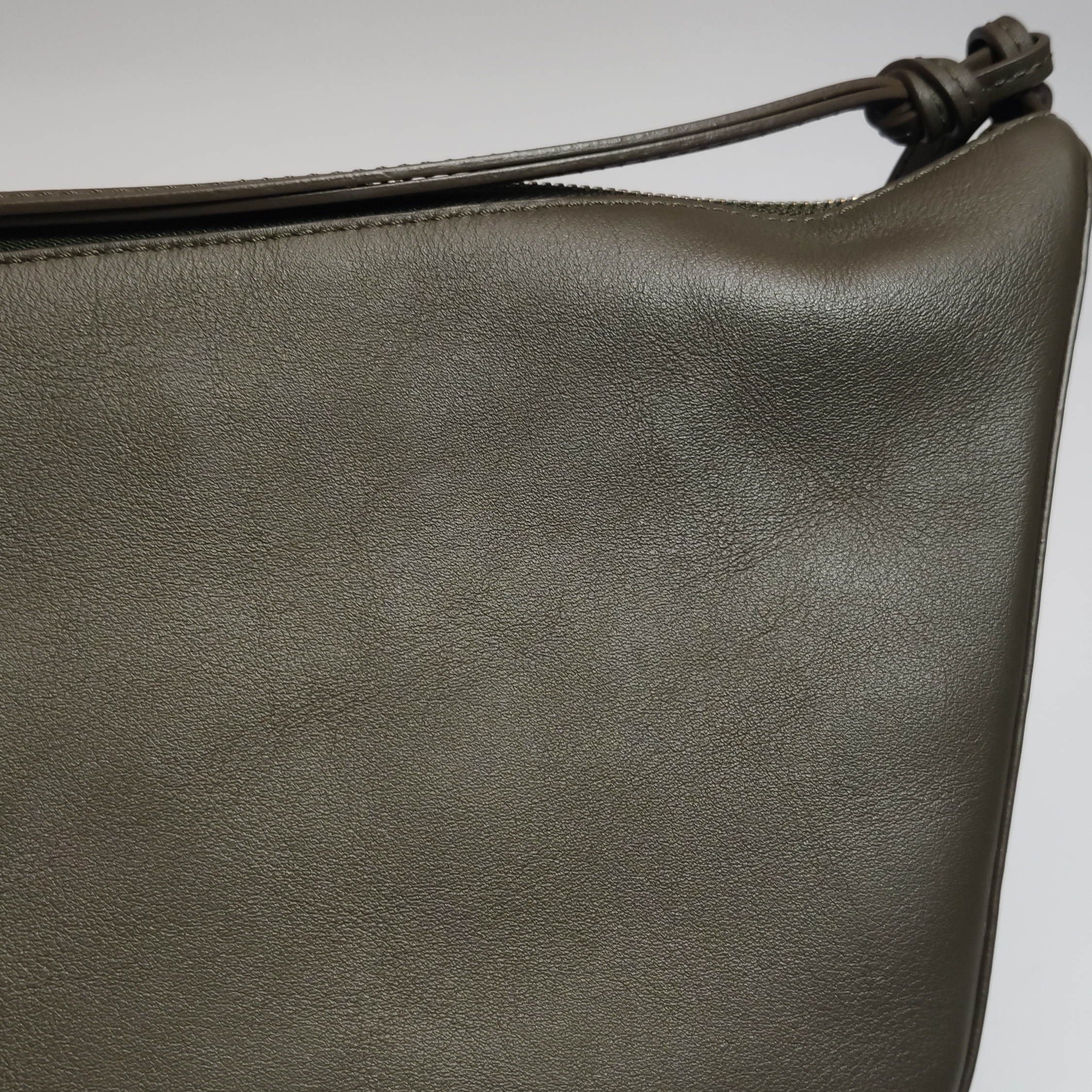 Loewe Hammock Hobo Leather Mini — photo 7 of 12