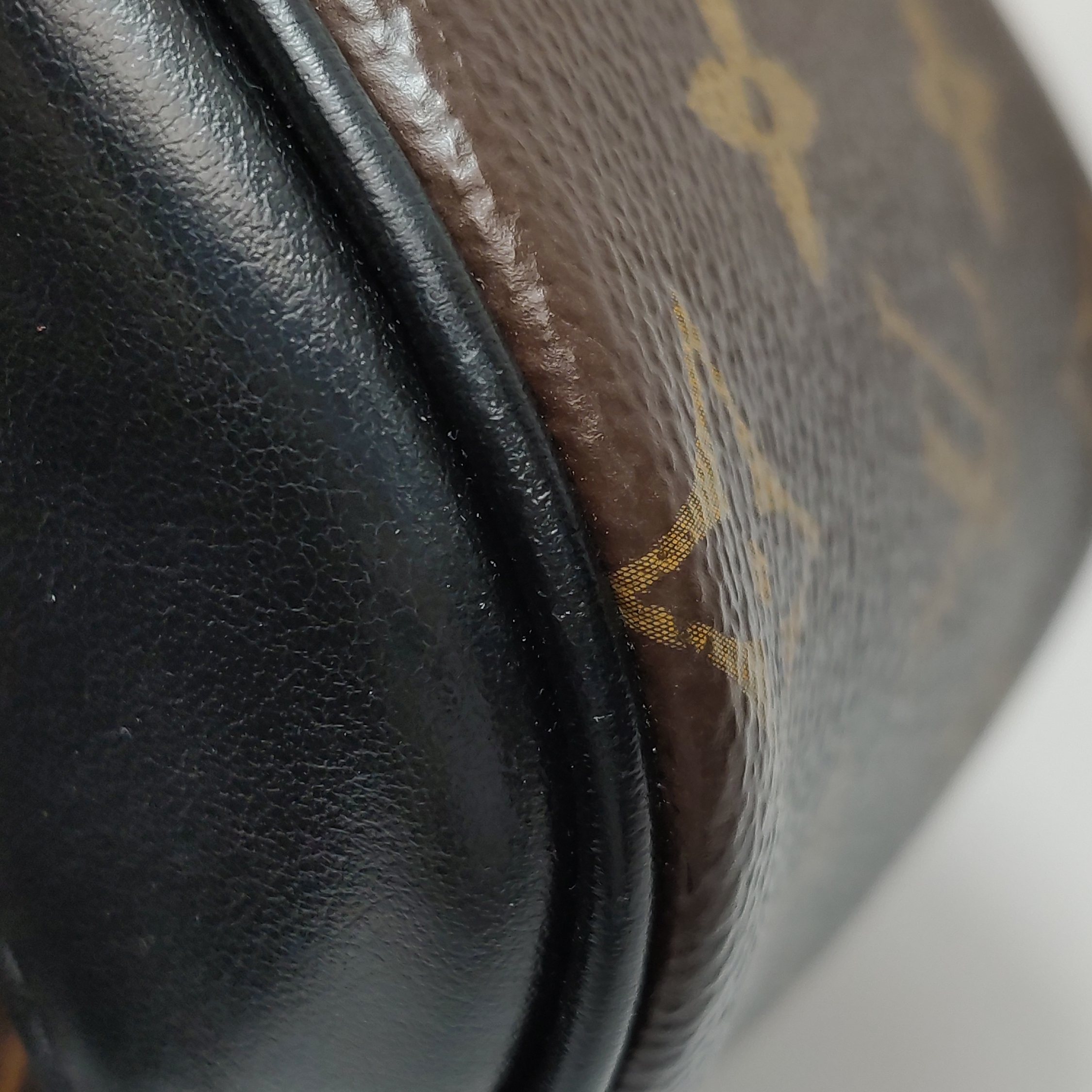 Louis Vuitton(LV) Boulogne NM Handbag Monogram Canvas — photo 10 of 14