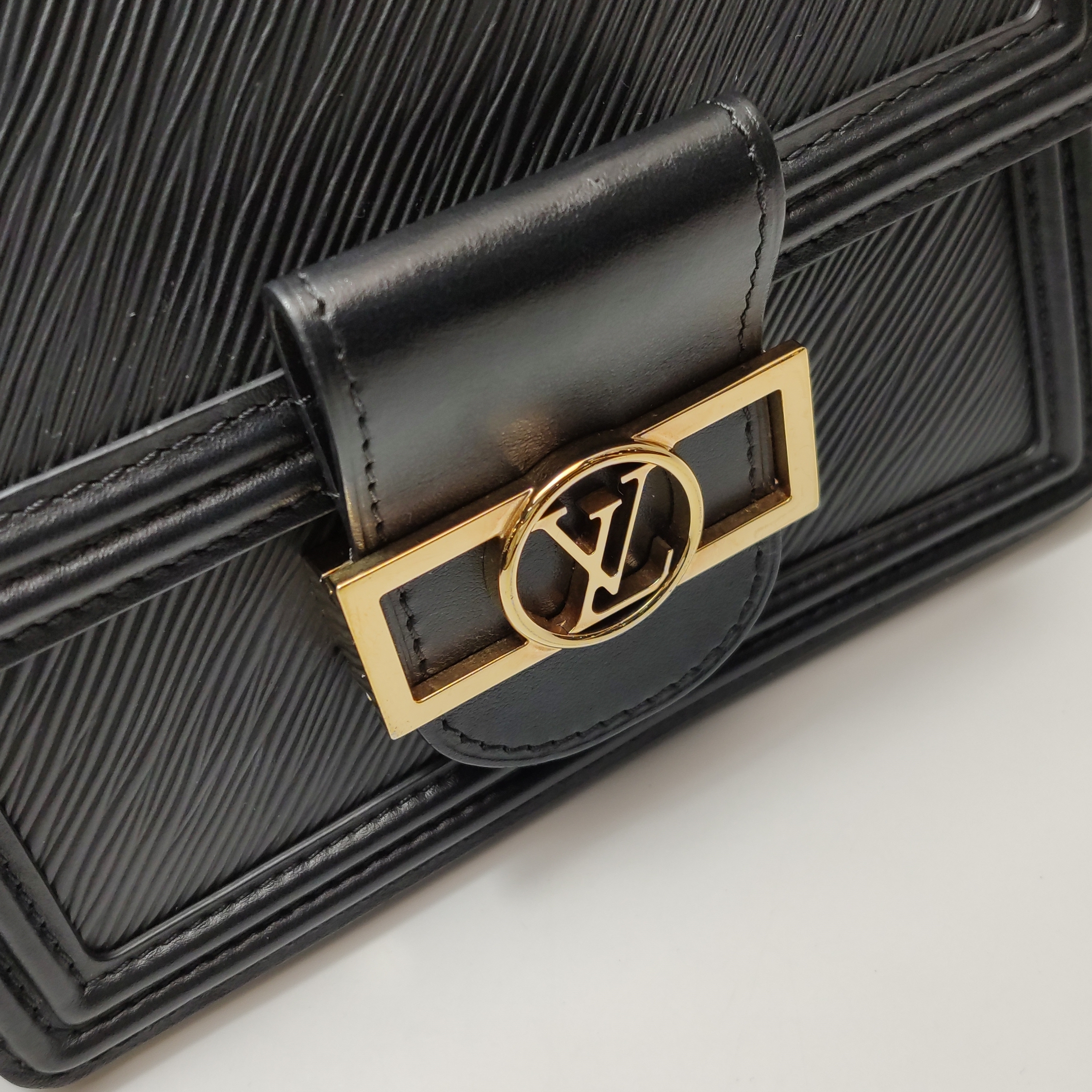Louis Vuitton(LV) Dauphine Shoulder Bag Epi Leather Mini — photo 9 of 16