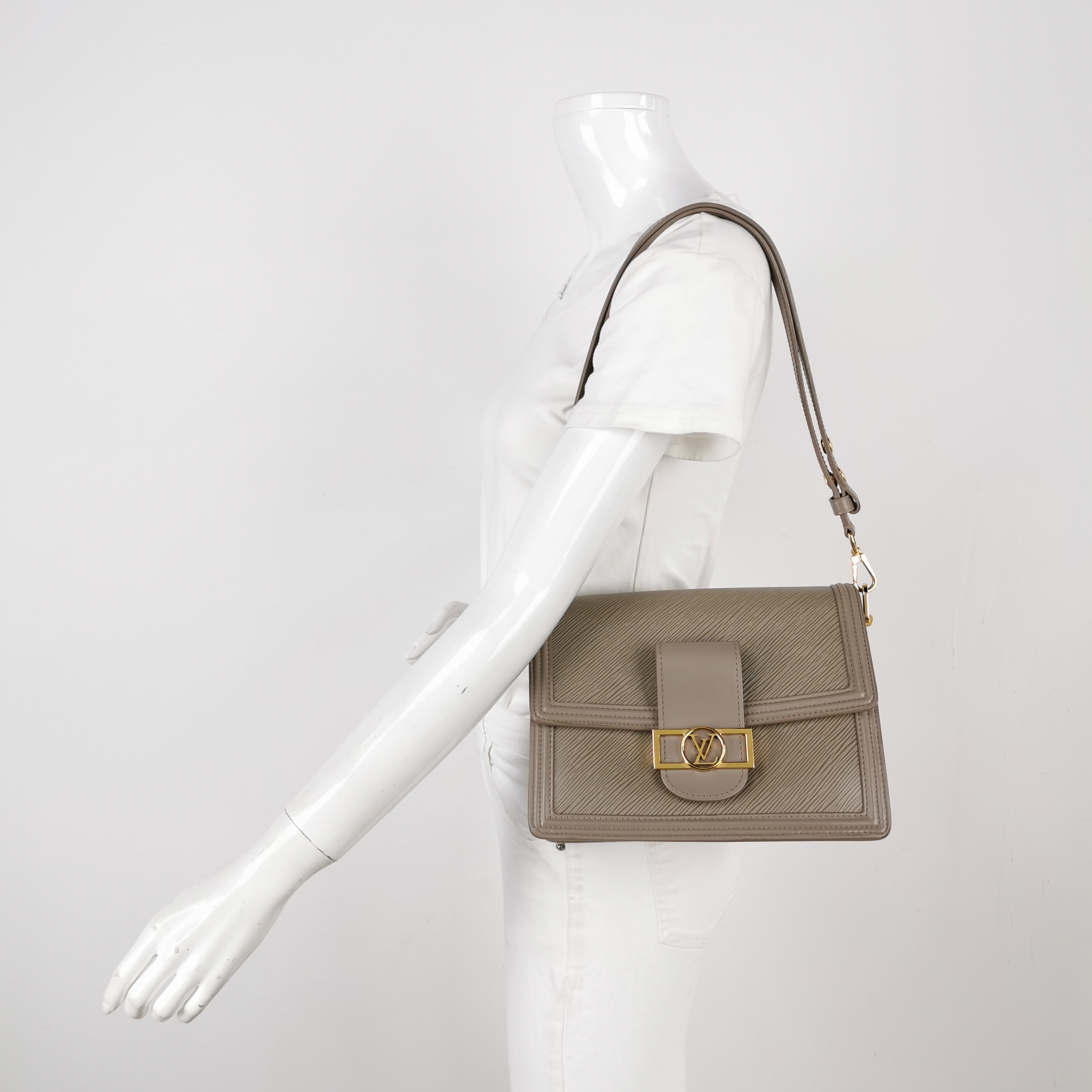 Louis Vuitton(LV) Dauphine Shoulder Bag Epi Leather Medium — alternate view