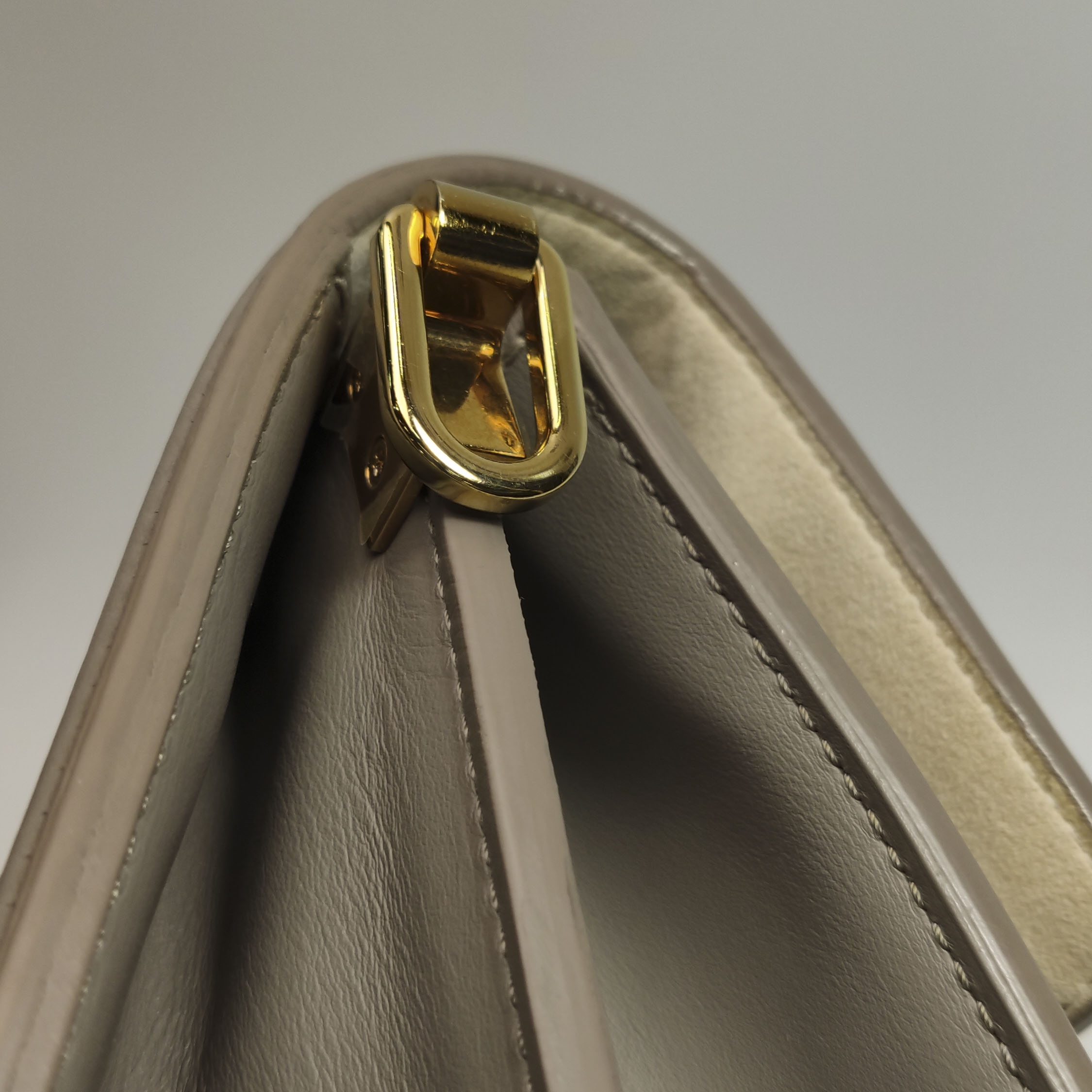 Louis Vuitton(LV) Dauphine Shoulder Bag Epi Leather Medium — photo 12 of 15