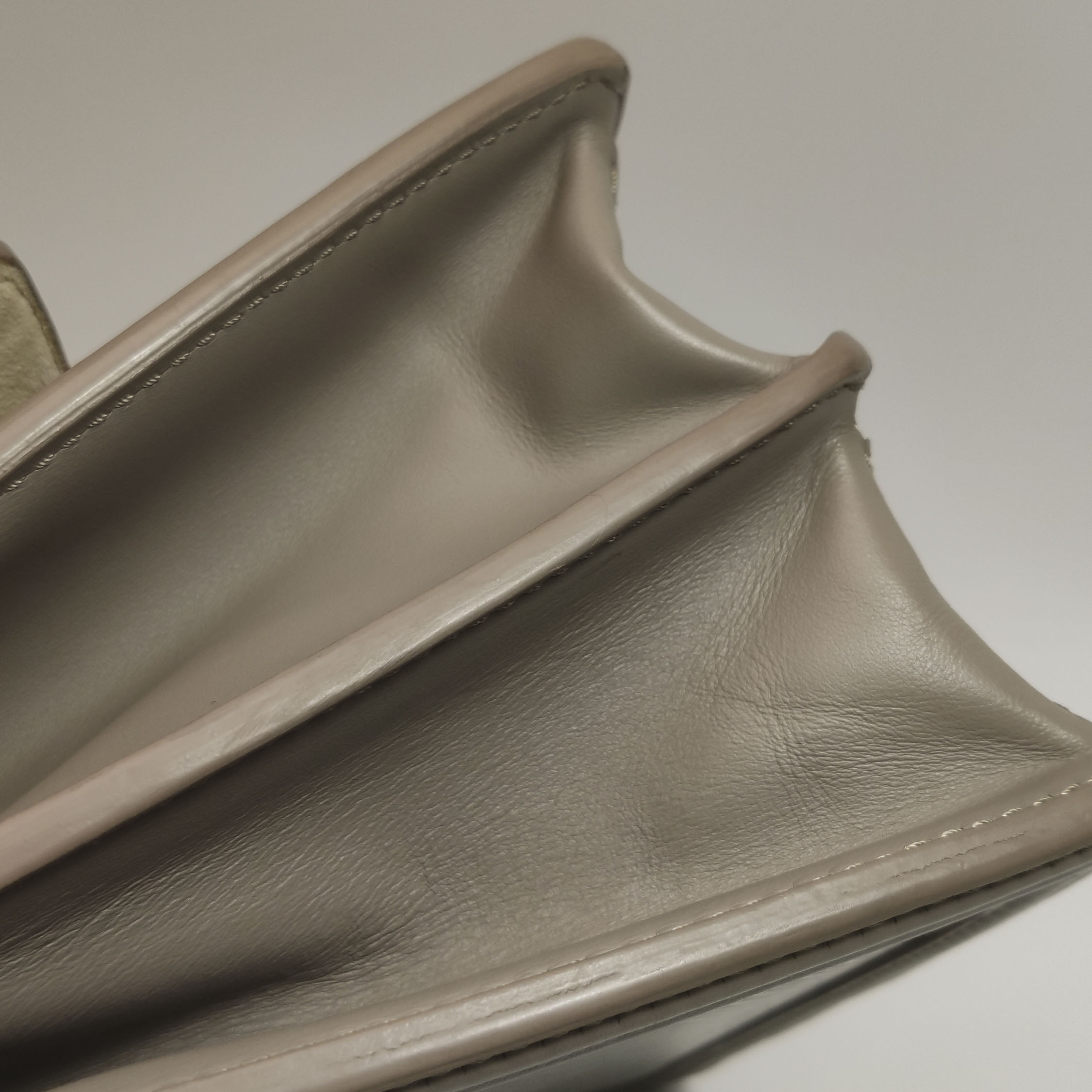 Louis Vuitton(LV) Dauphine Shoulder Bag Epi Leather Medium — photo 10 of 15