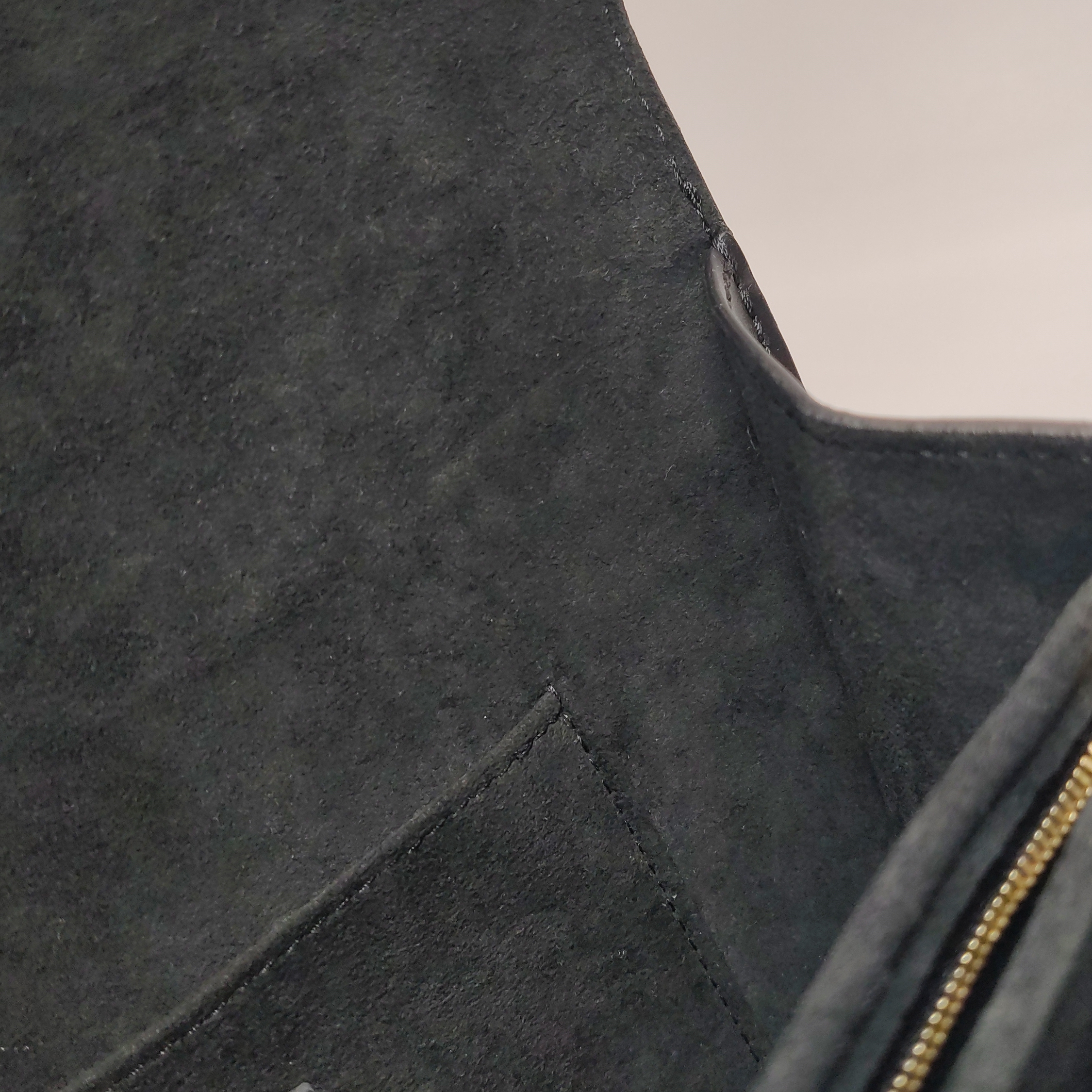 Louis Vuitton(LV) Dauphine Shoulder Bag Epi Leather Medium — photo 9 of 14