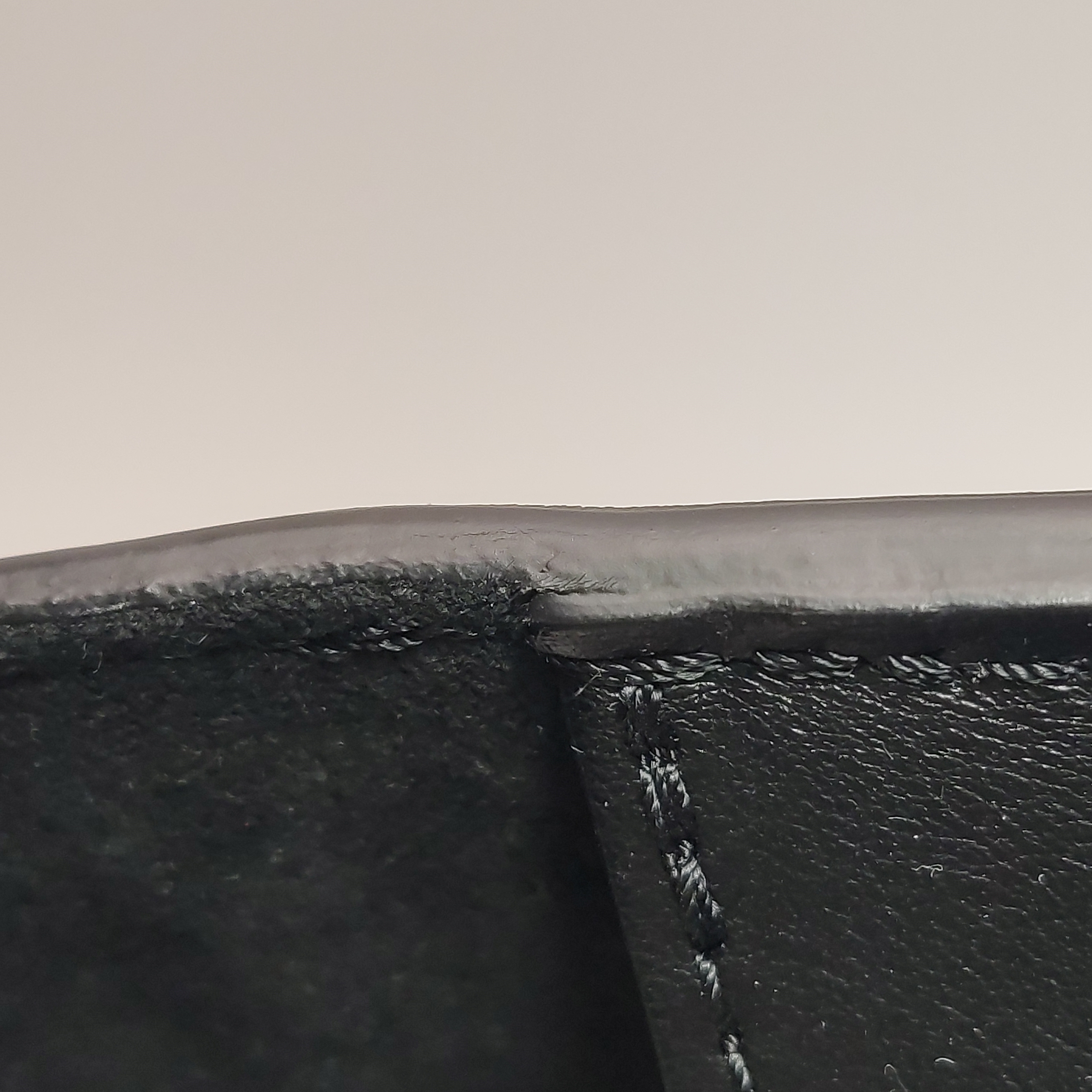 Louis Vuitton(LV) Dauphine Shoulder Bag Epi Leather Medium — photo 12 of 14