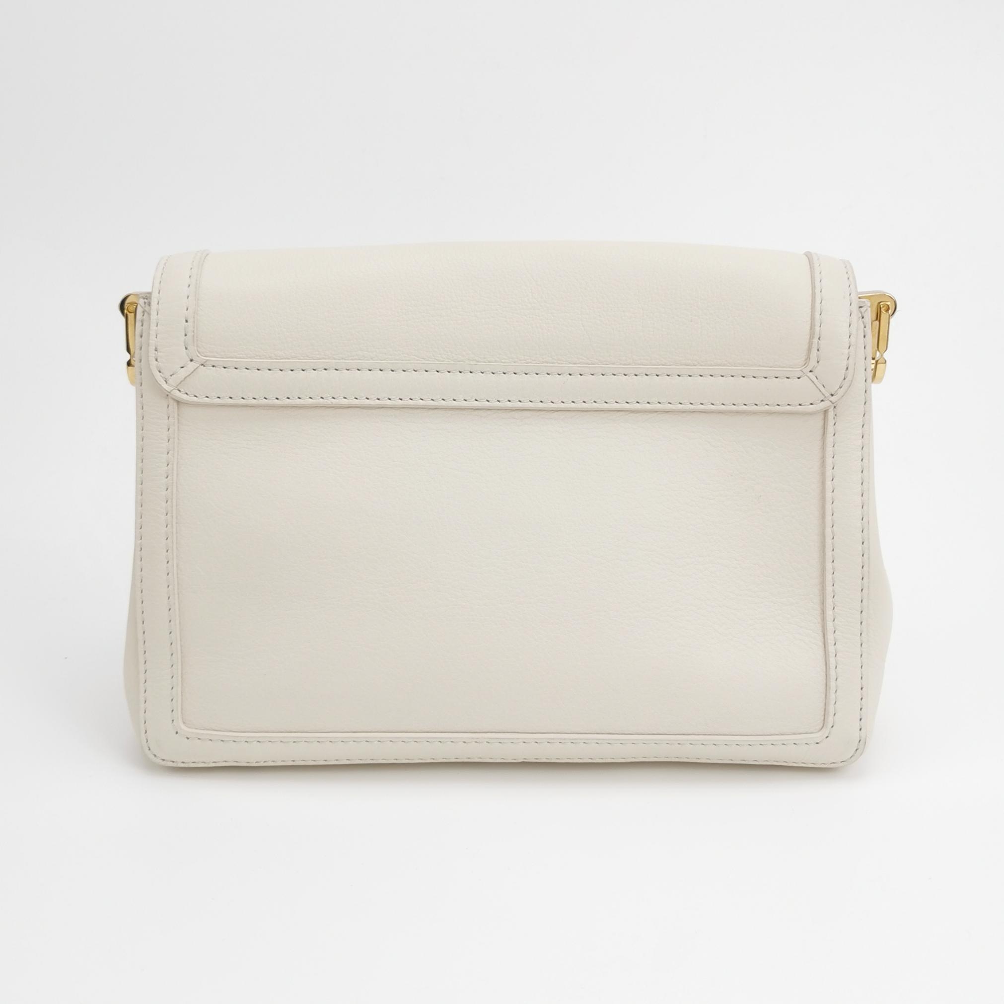 Louis Vuitton(LV) Dauphine Shoulder Bag Epi Leather Medium — alternate view