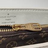 Louis Vuitton(LV) Dauphine Shoulder Bag Epi Leather Medium — thumbnail 14