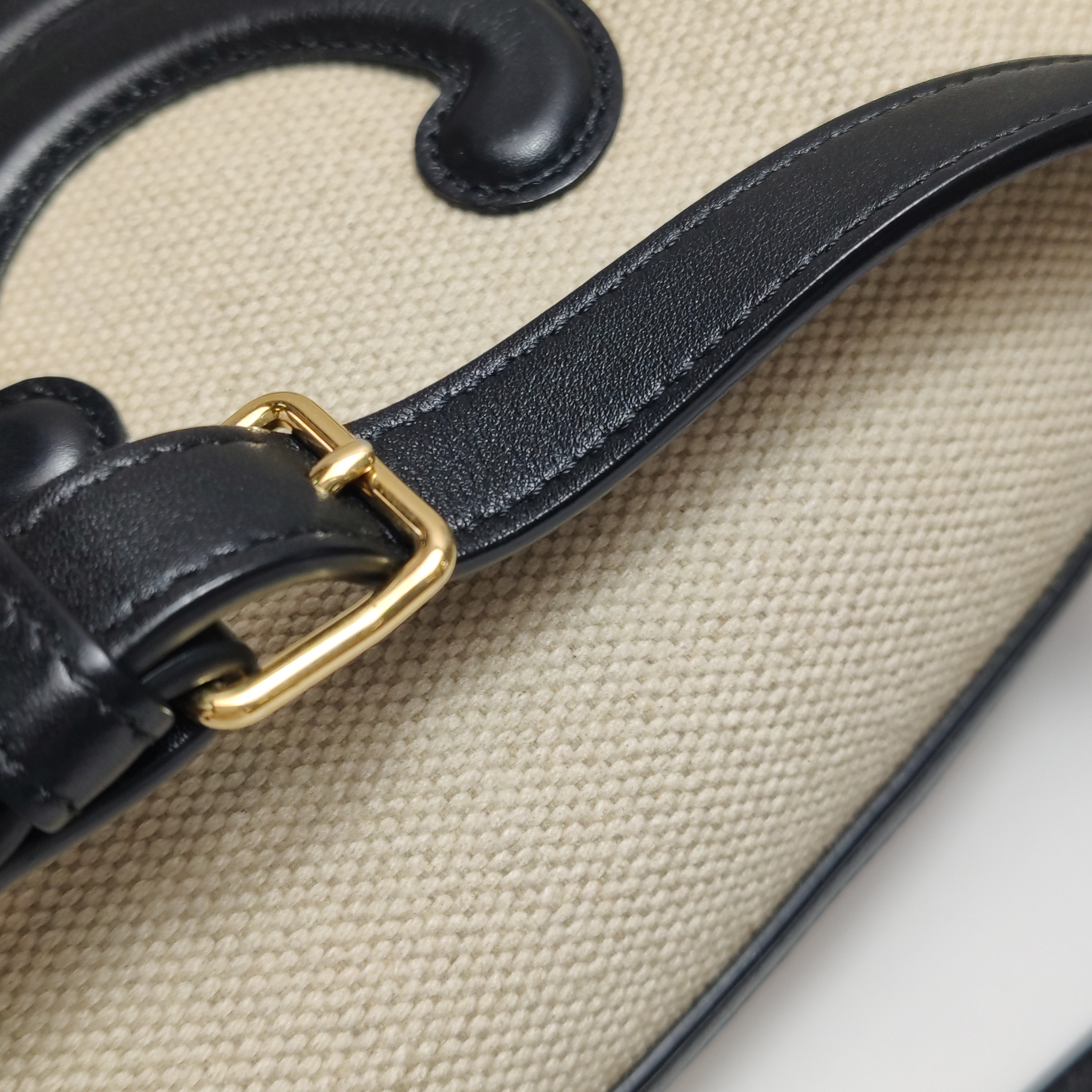 Celine Cuir Triomphe Bucket Bag Canvas Leather Small — photo 14 of 15