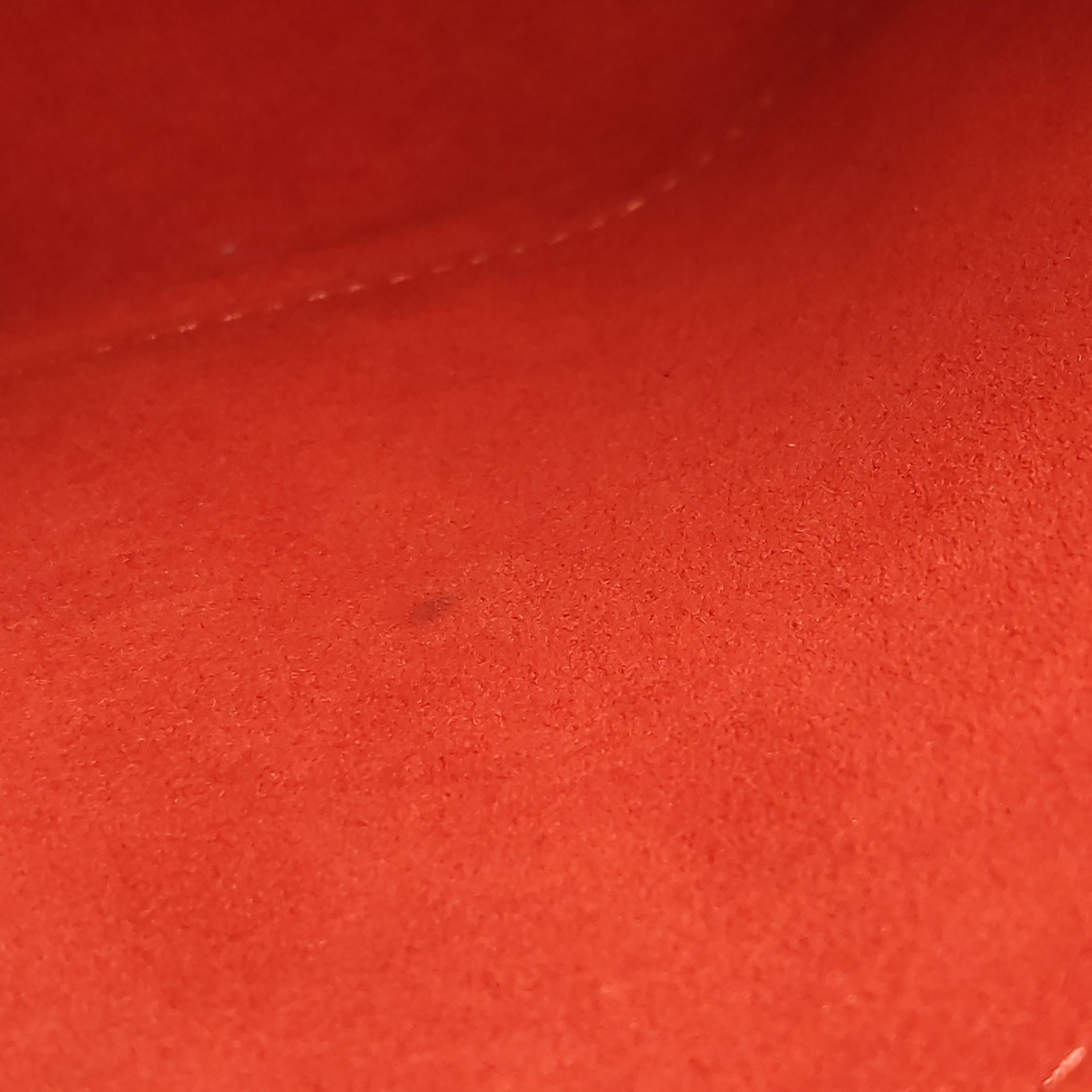 Louis Vuitton(LV) Babylone Handbag Mahina Leather BB — photo 9 of 14