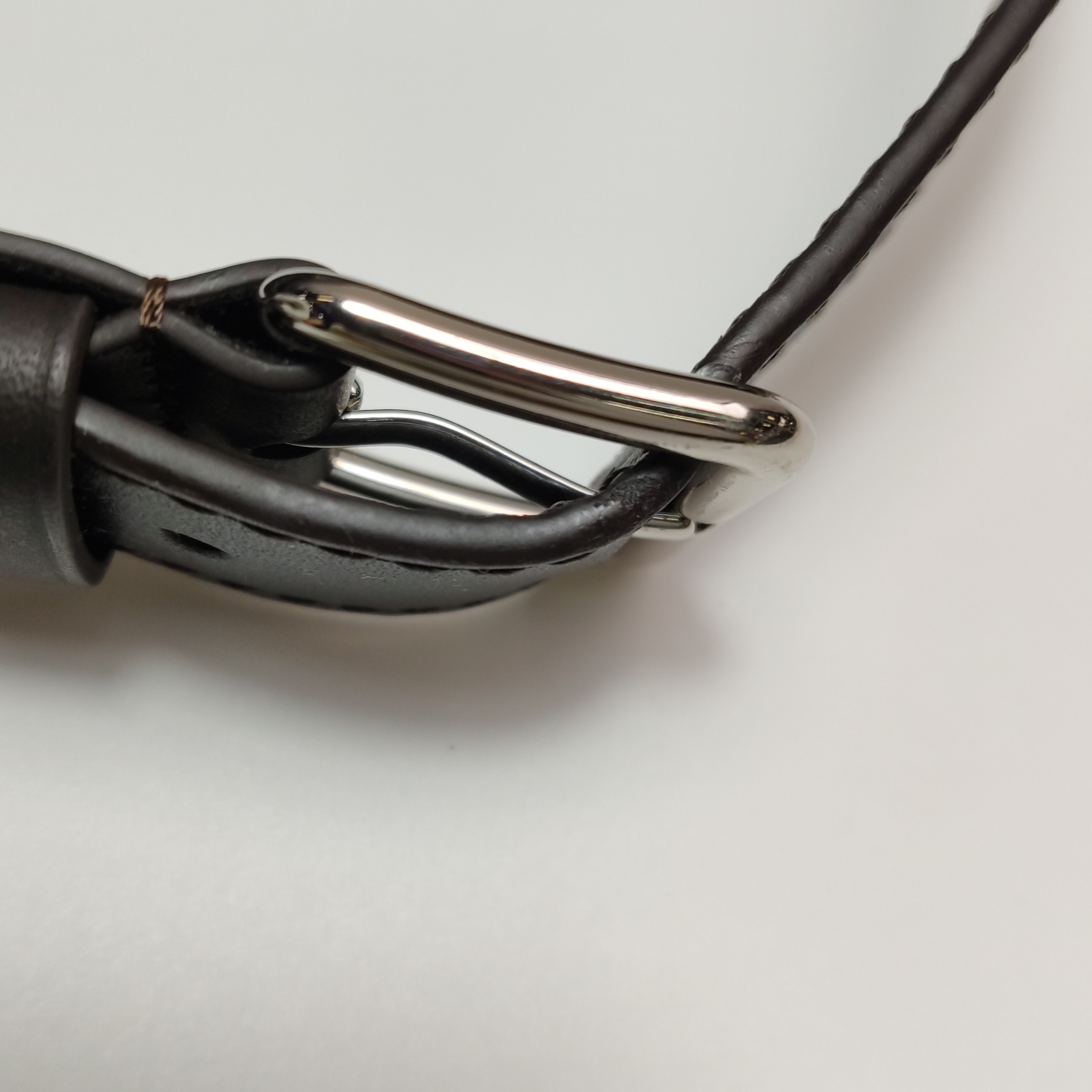 Louis Vuitton(LV) Braided Handle Beaubourg Hobo Mahina Leather MM — photo 14 of 15