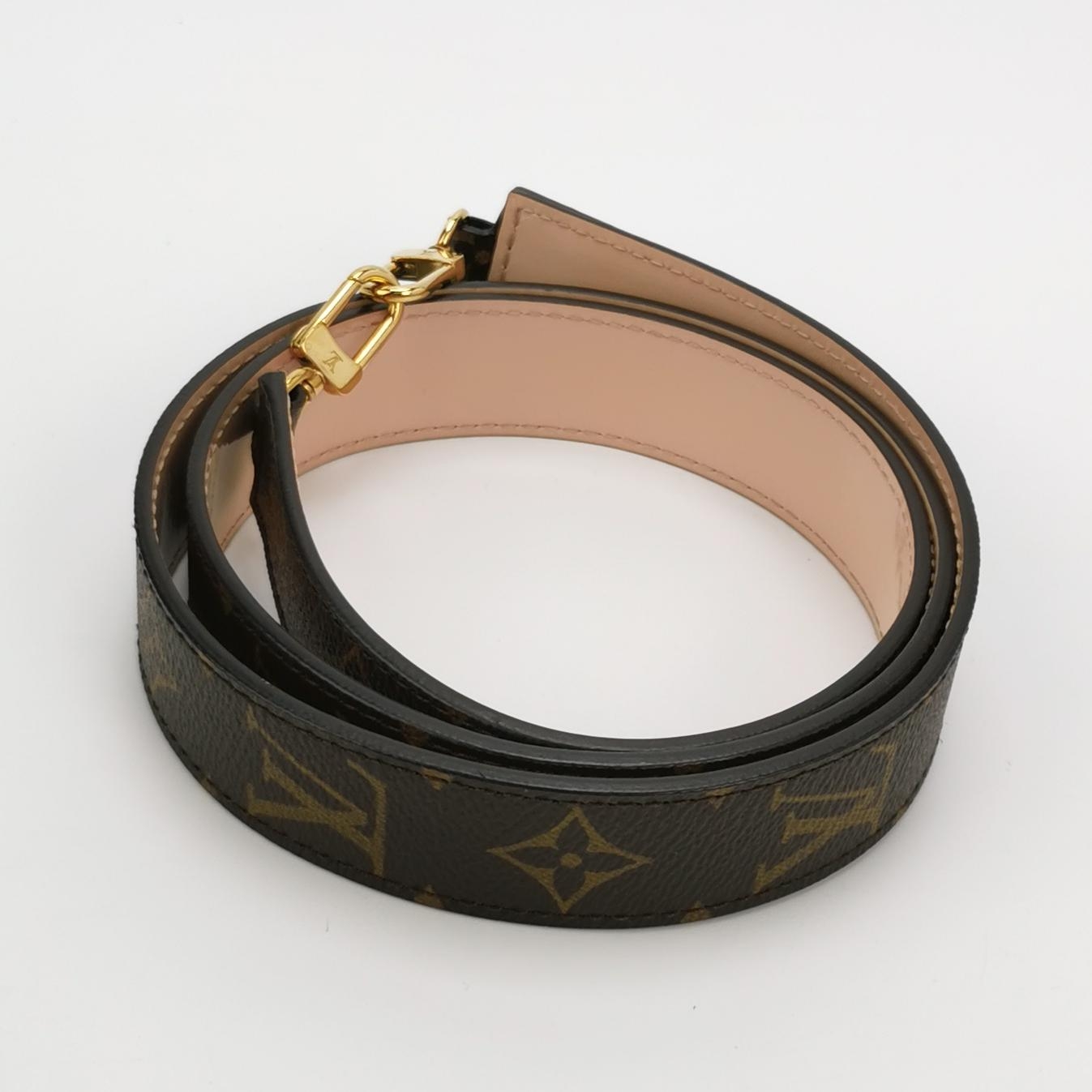 Louis Vuitton(LV) Alma Handbag Vernis with Monogram Canvas BB — photo 7 of 18