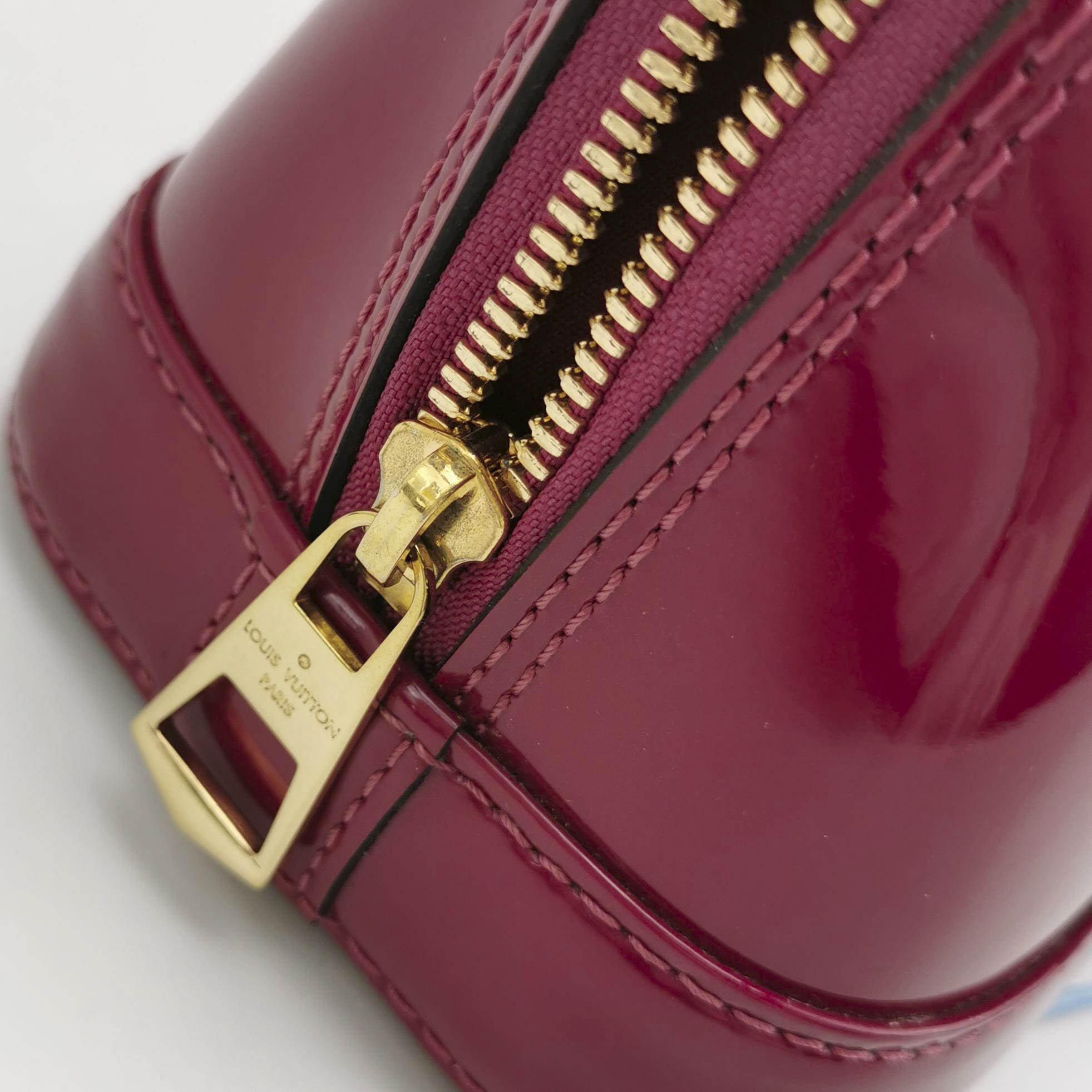 Louis Vuitton(LV) Alma Handbag Vernis with Monogram Canvas BB — photo 8 of 10