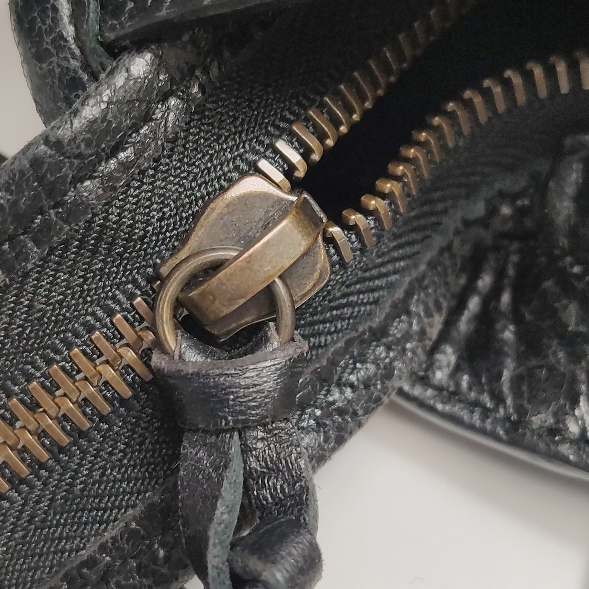 Balenciaga Neo Classic City Bag Leather Small — photo 11 of 19
