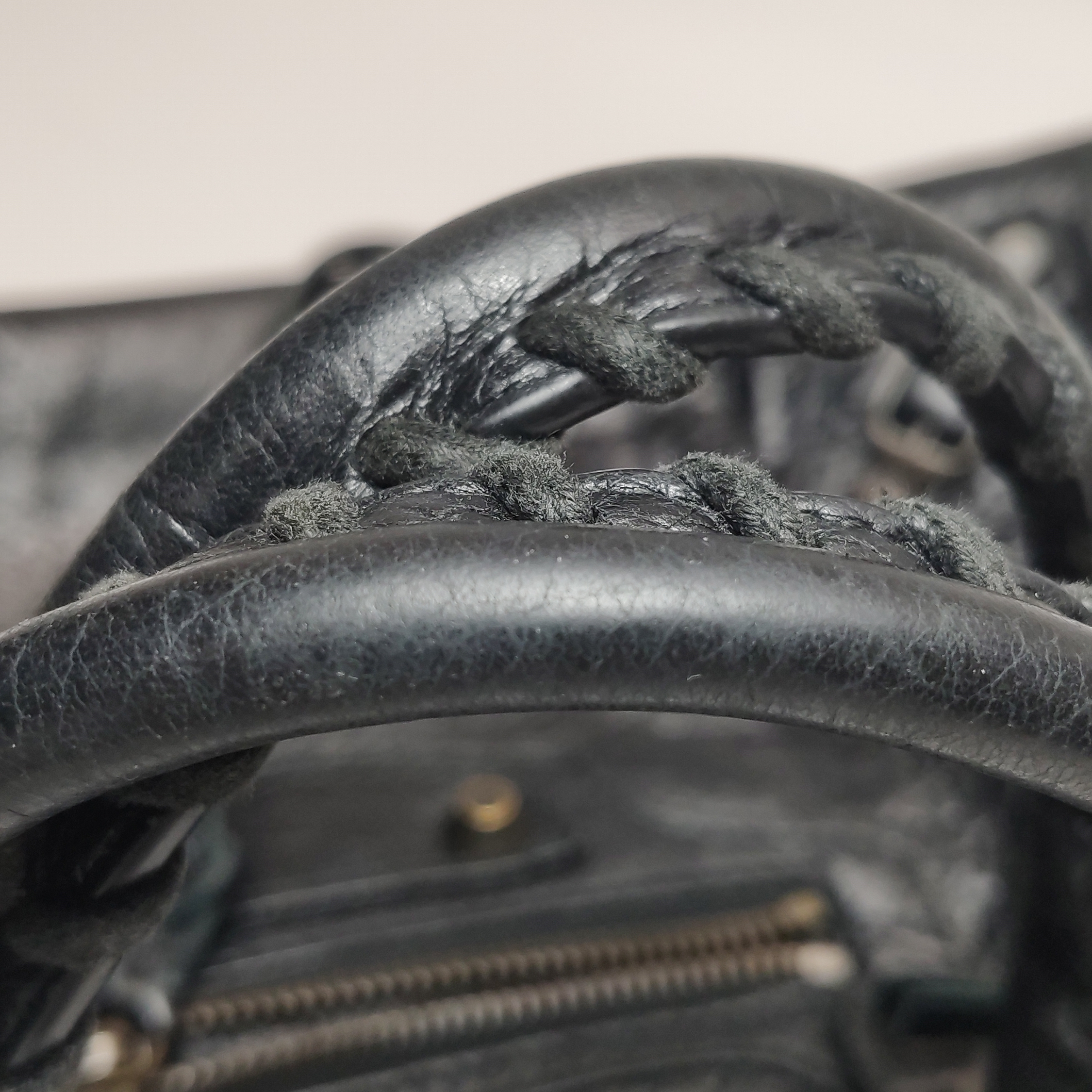 Balenciaga Neo Classic City Bag Leather Small — photo 15 of 19