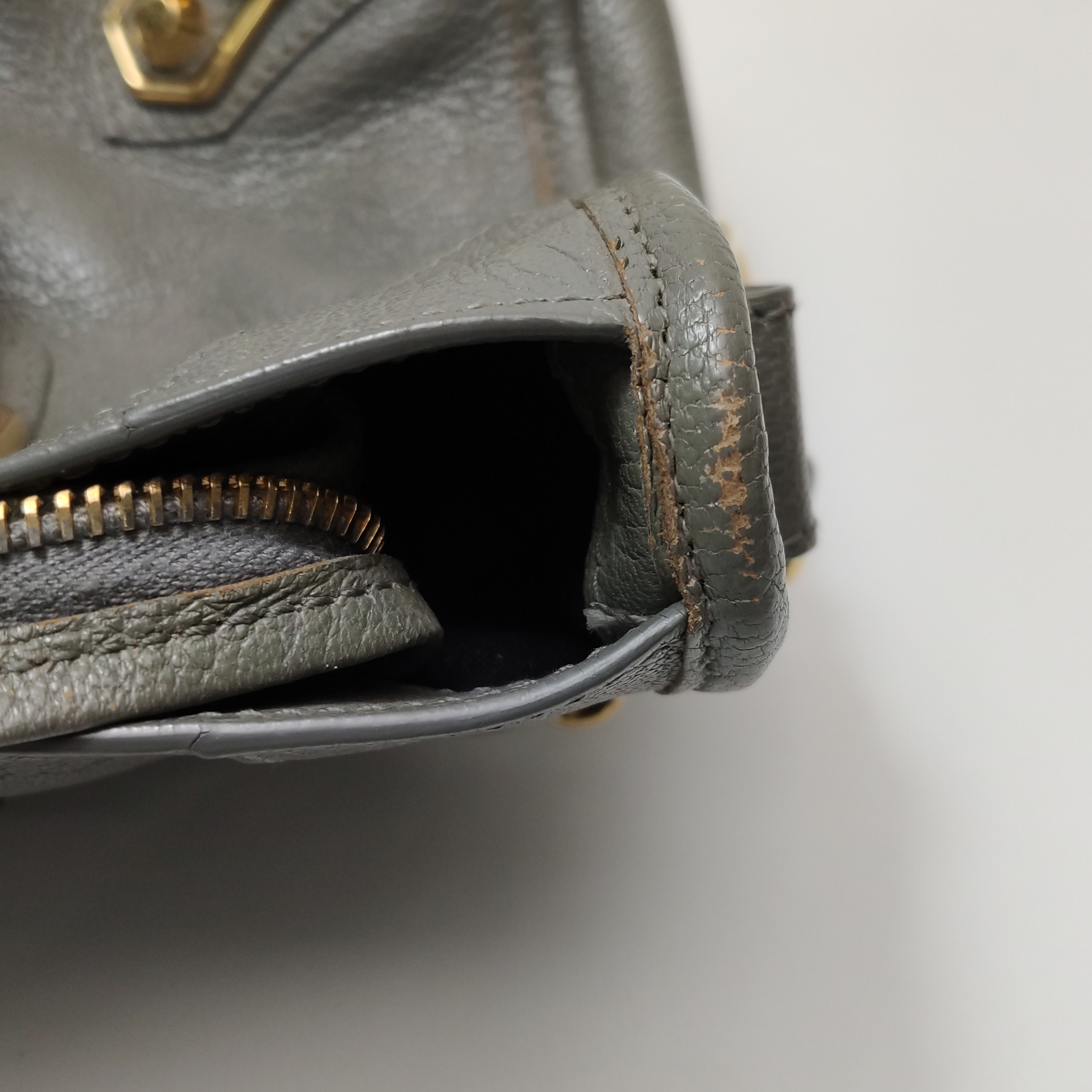 Balenciaga Neo Classic City Bag Leather Small — photo 14 of 18
