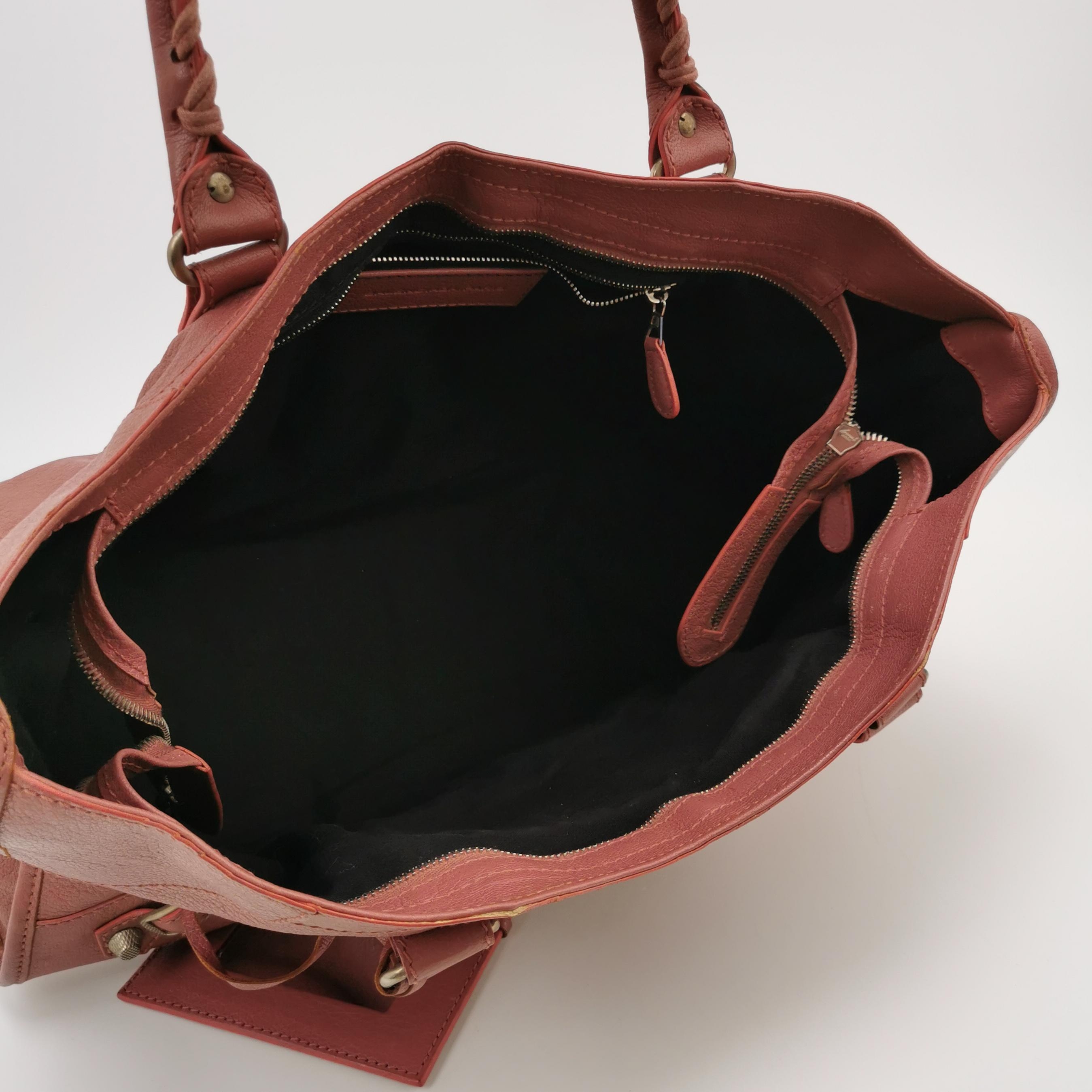 Balenciaga Neo Classic City Bag Leather Small — photo 10 of 19