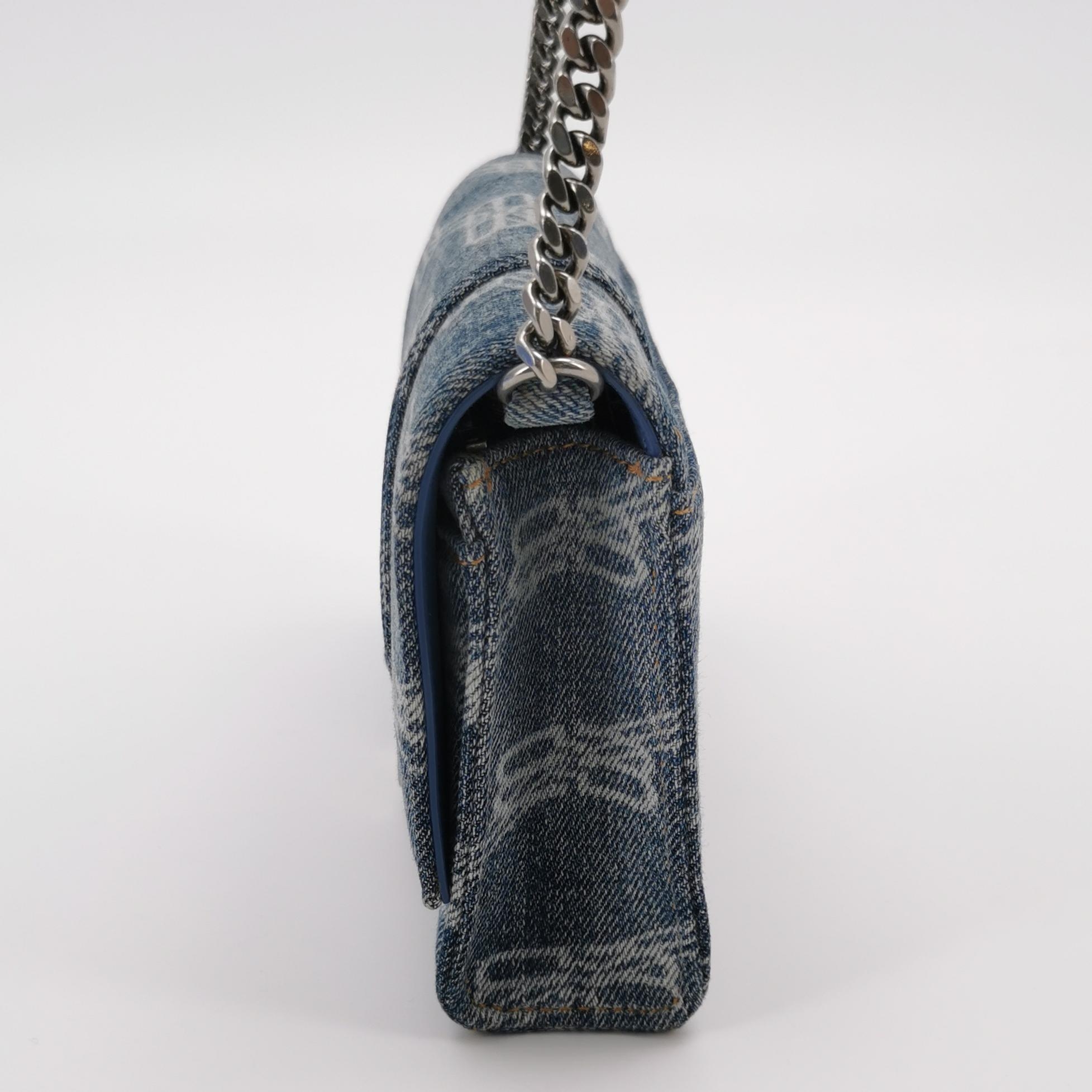 Balenciaga Hourglass Chain Wallet BB Monogram Denim — photo 3 of 14