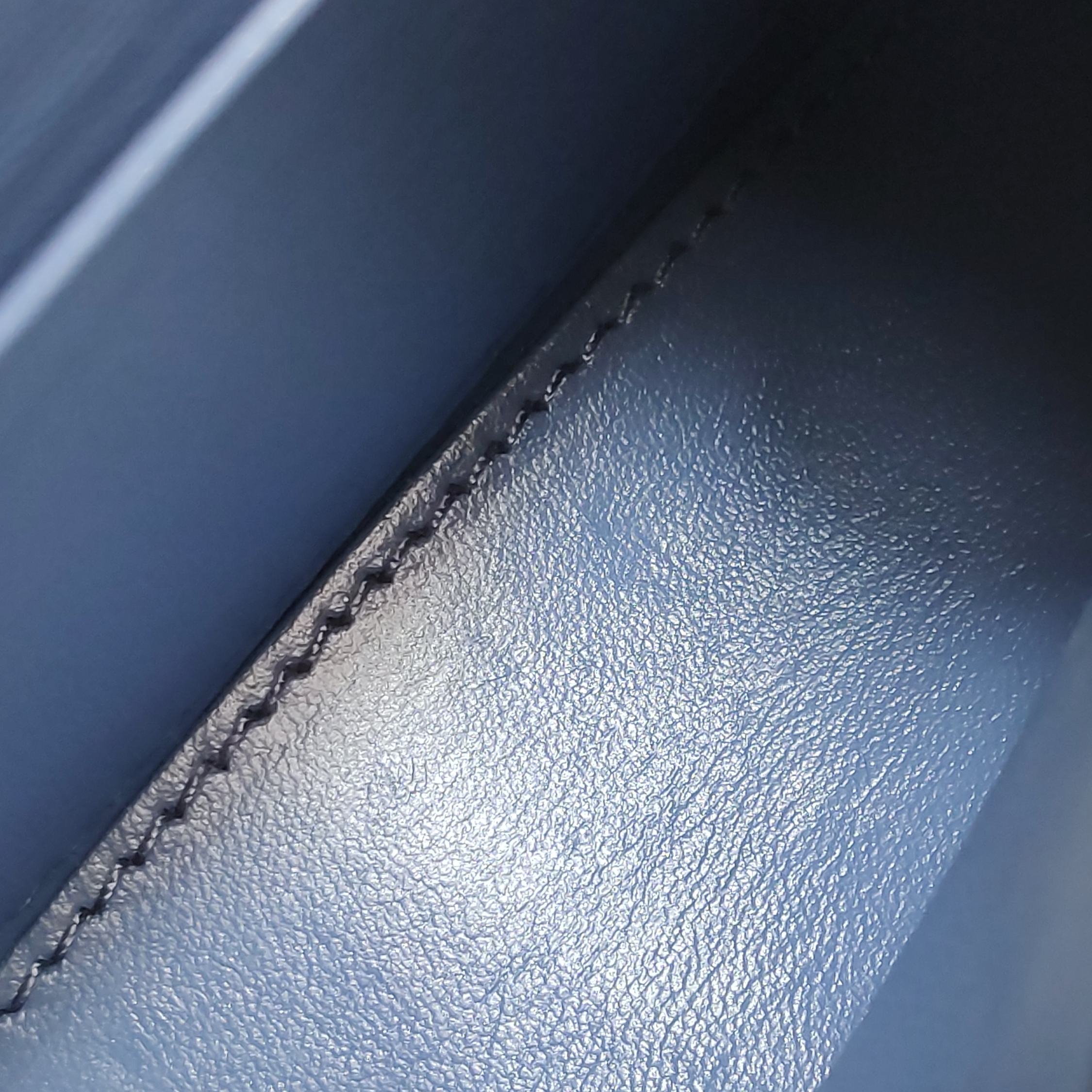 Balenciaga Hourglass Chain Wallet BB Monogram Denim — photo 8 of 14