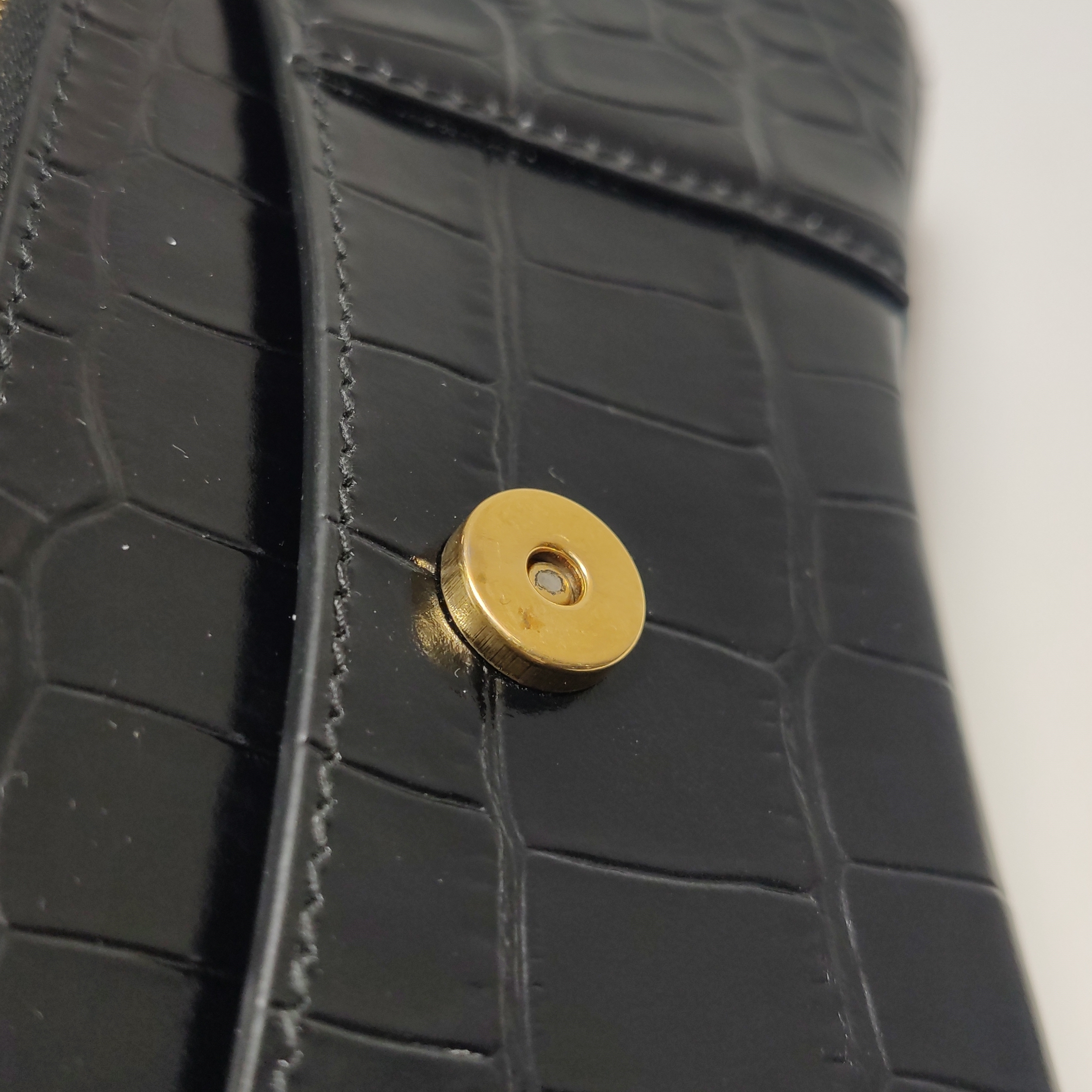 Balenciaga Hourglass Chain Wallet Crocodile Embossed Leather — photo 9 of 15