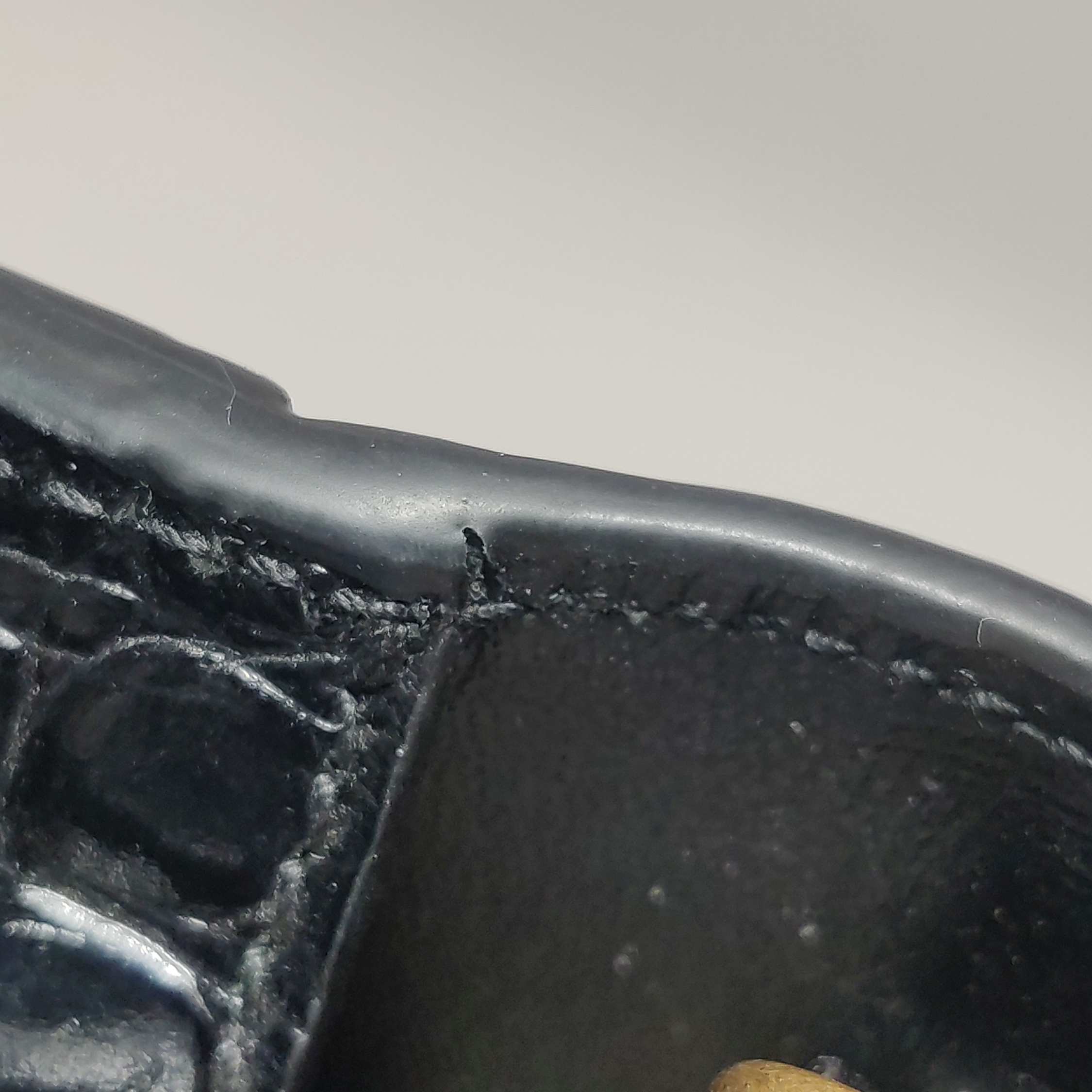 Balenciaga Hourglass Chain Wallet Crocodile Embossed Leather — photo 15 of 15