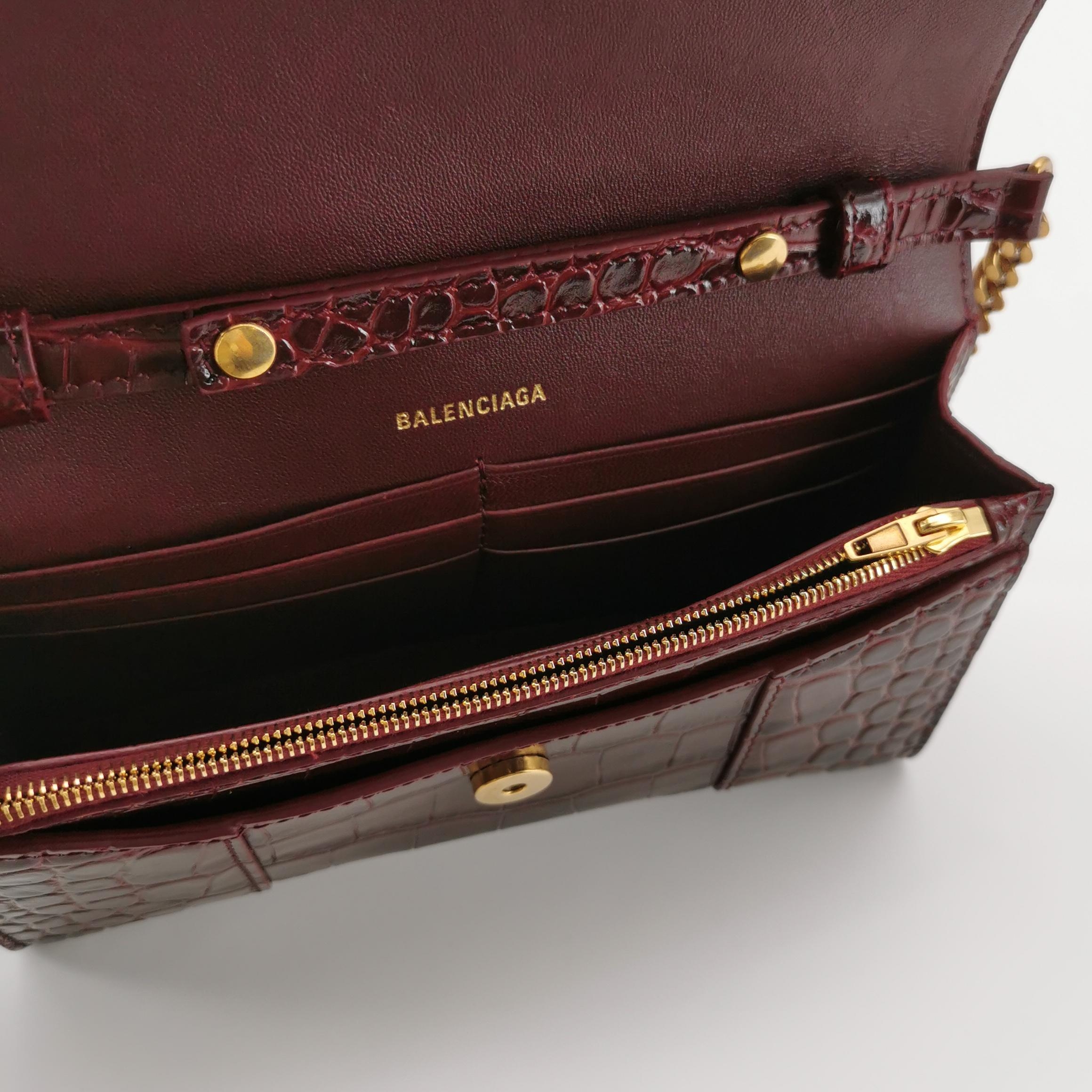 Balenciaga Hourglass Chain Wallet Crocodile Embossed Leather — photo 7 of 15