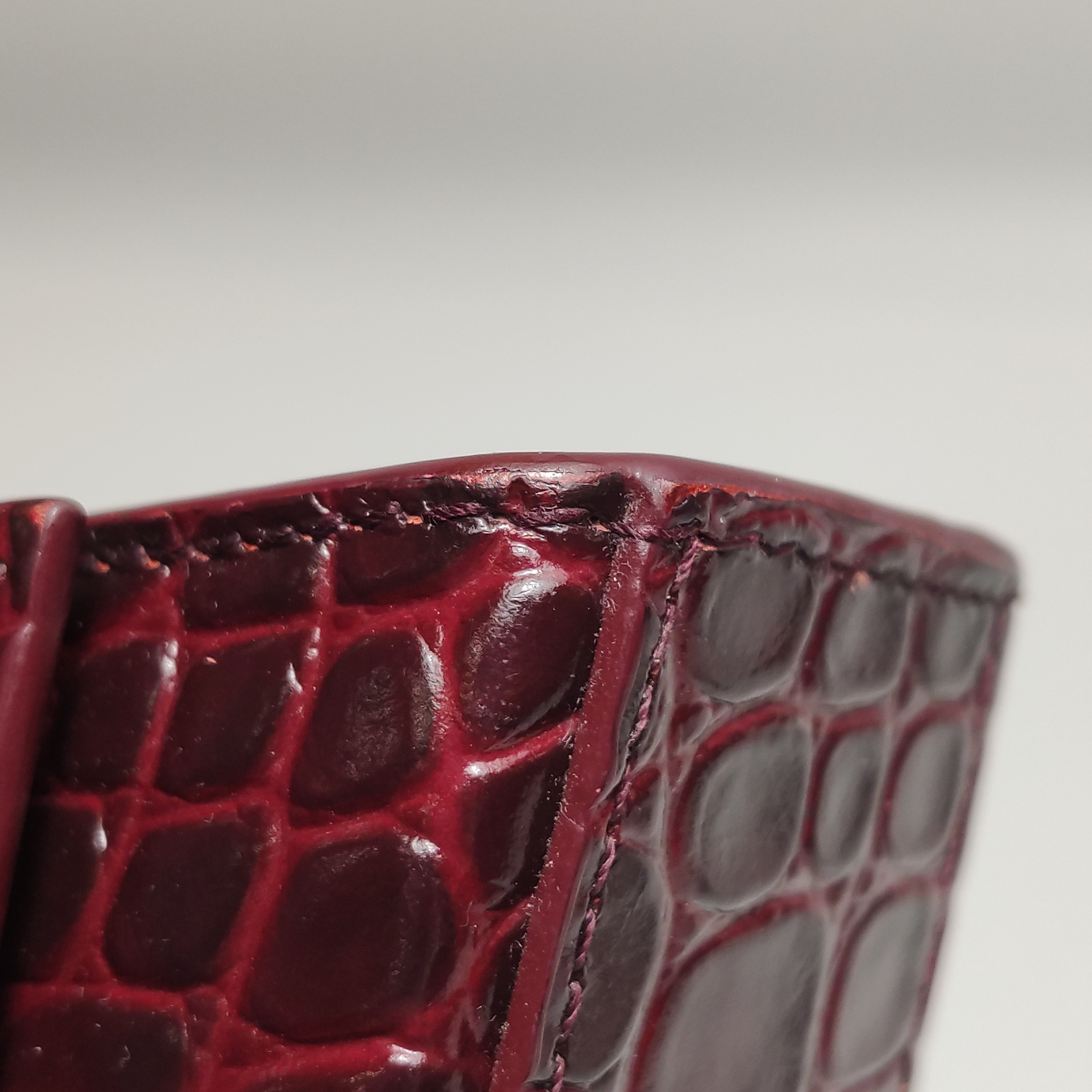 Balenciaga Hourglass Chain Wallet Crocodile Embossed Leather — photo 15 of 15